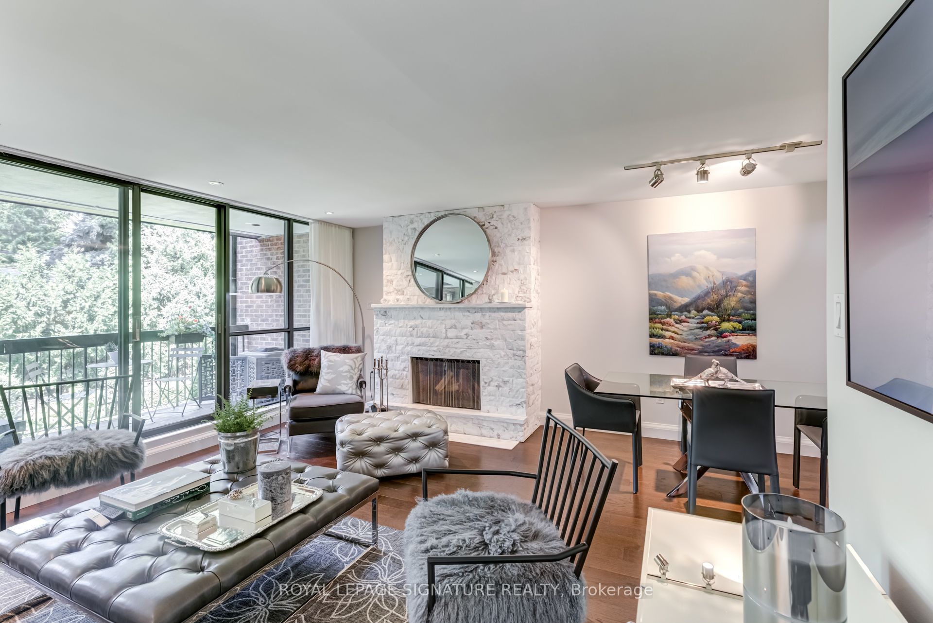 142 Pears Avenue, #B2