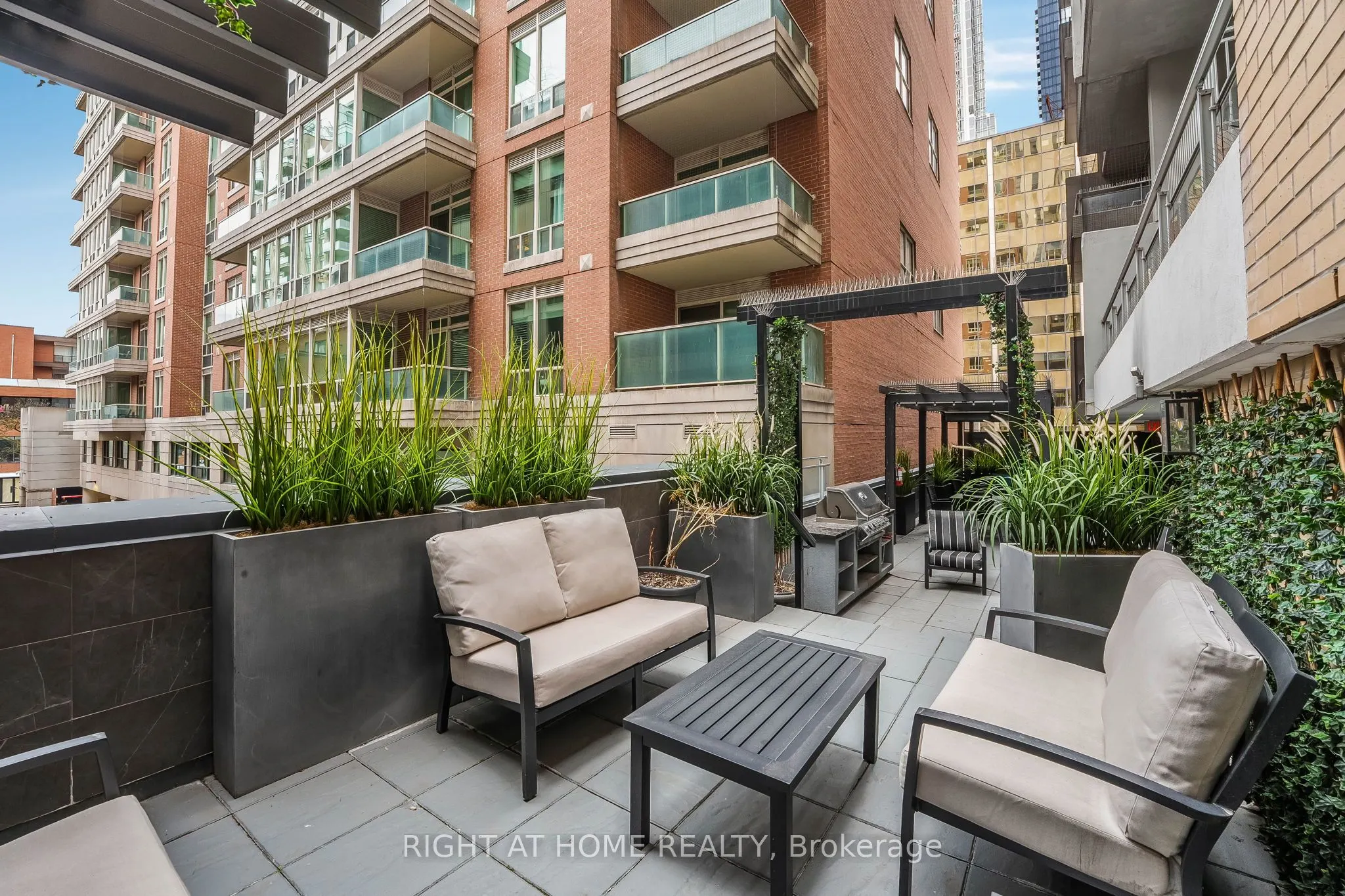 80 Cumberland Street, #PH2