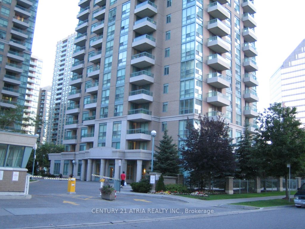 1 Pemberton Avenue, #402