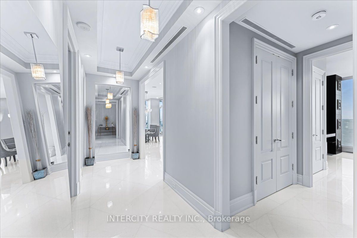 50 Yorkville Avenue #4001