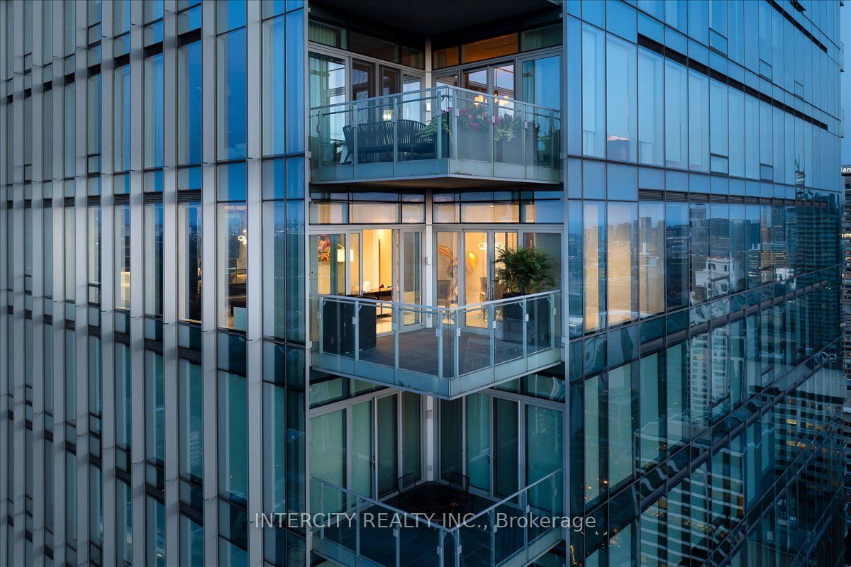 50 Yorkville Avenue #4001