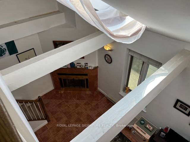 208 Carlton Street, #B