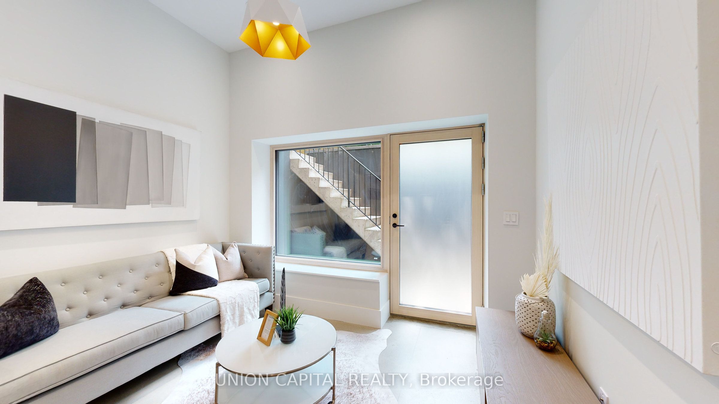 1B Marowyne Drive