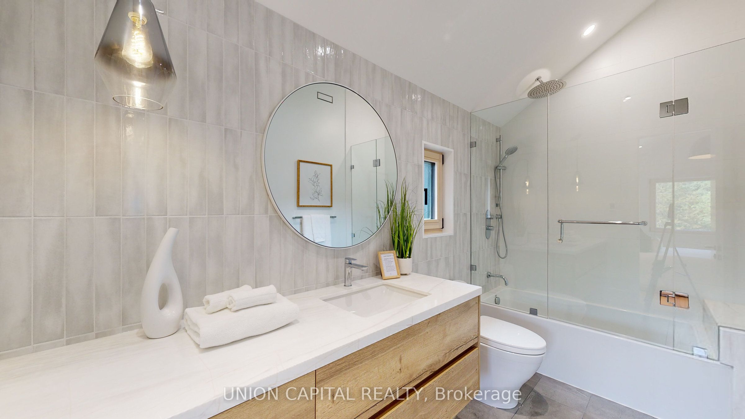 1B Marowyne Drive