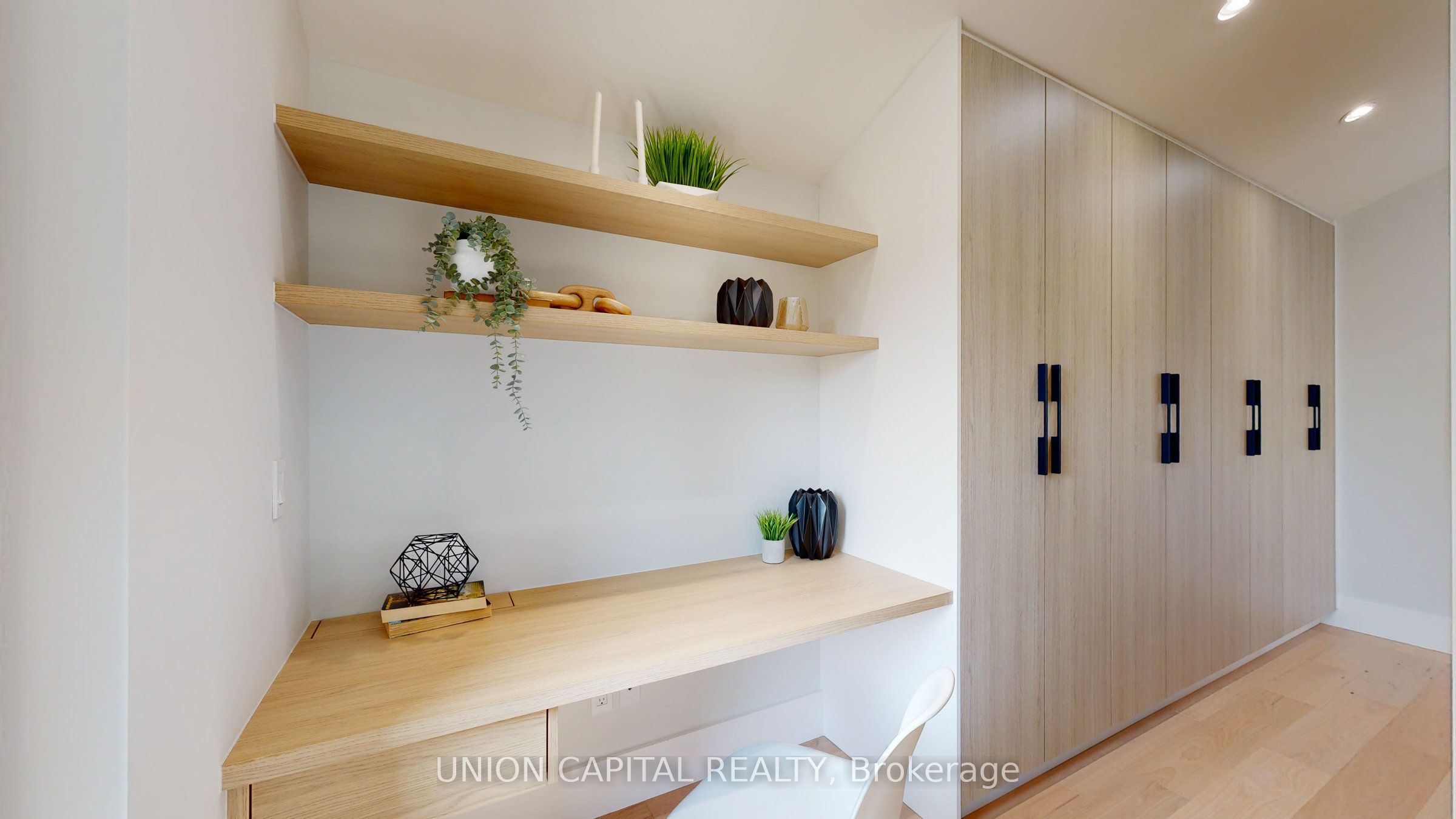 1B Marowyne Drive