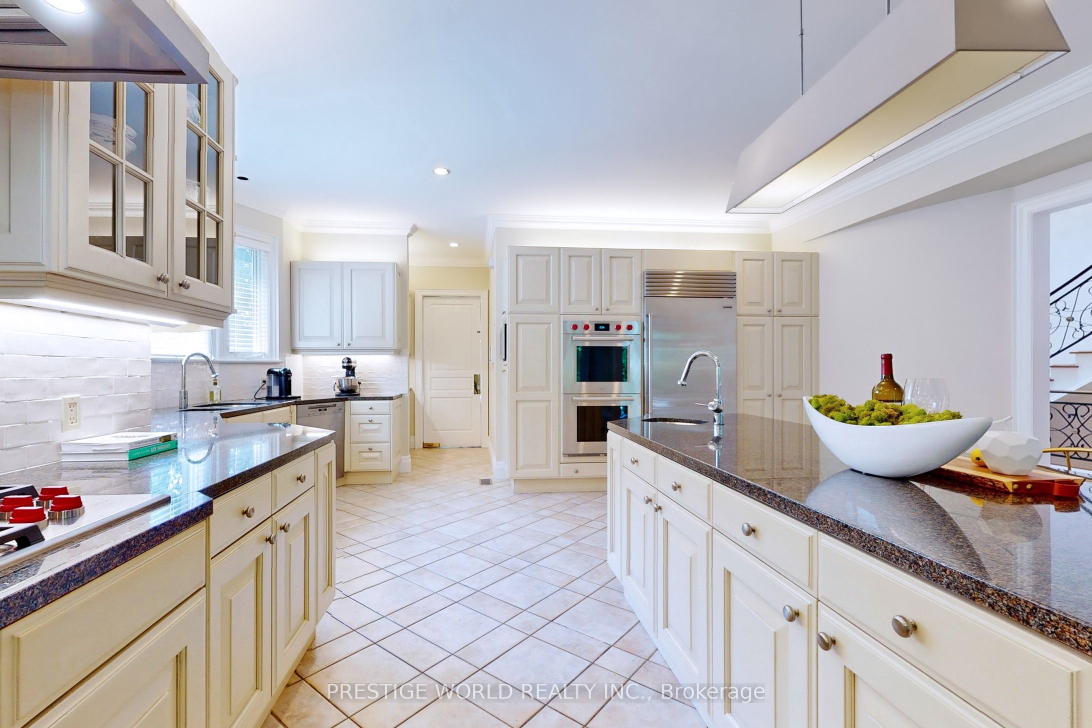37 Rollscourt Drive
