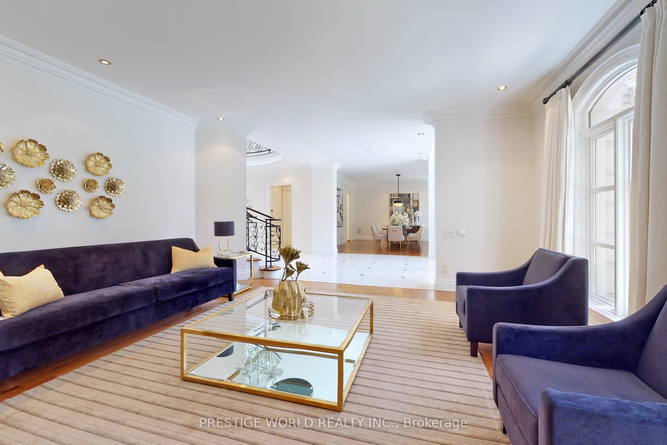 37 Rollscourt Drive