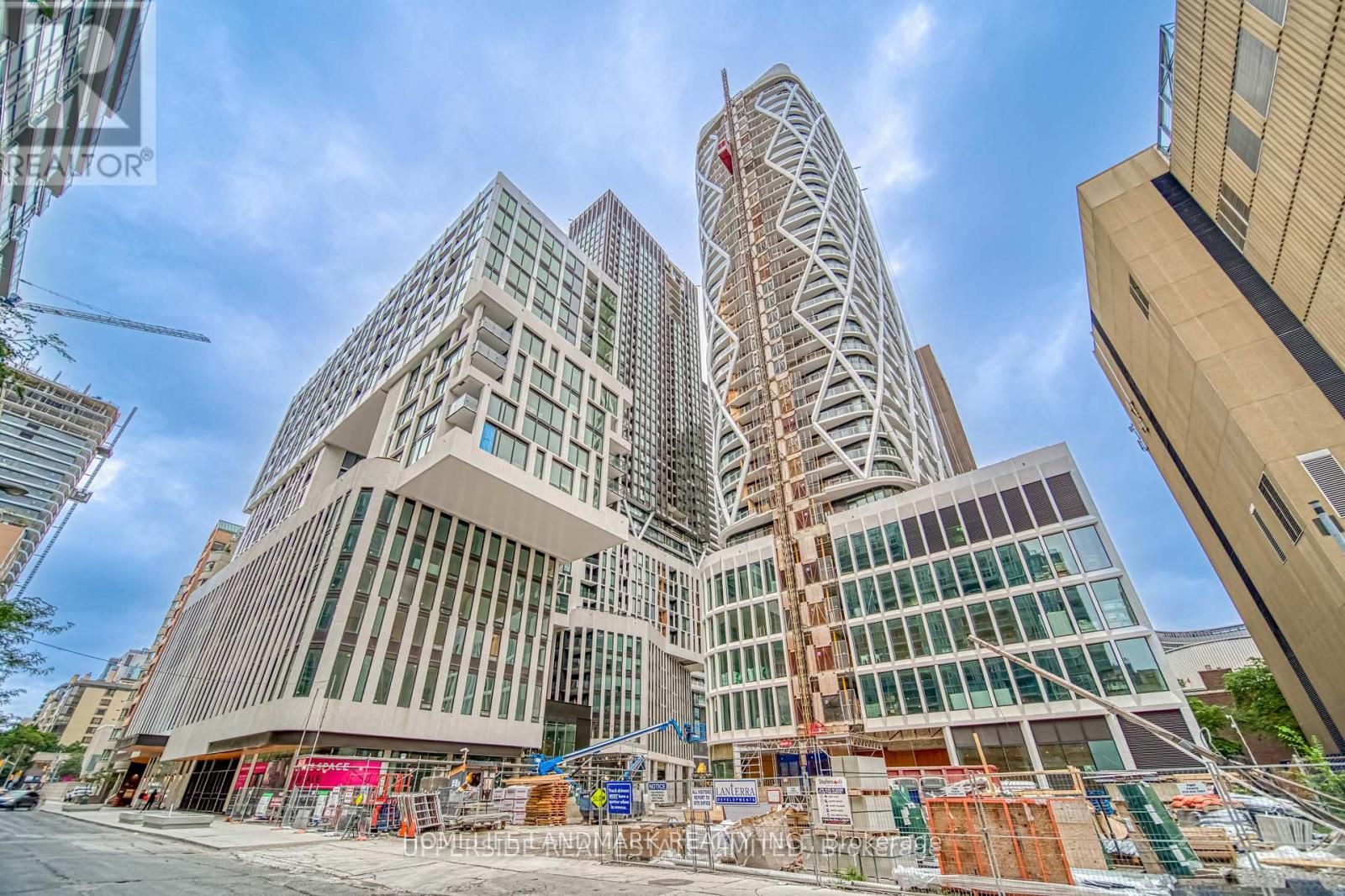 238 Simcoe Street #2408