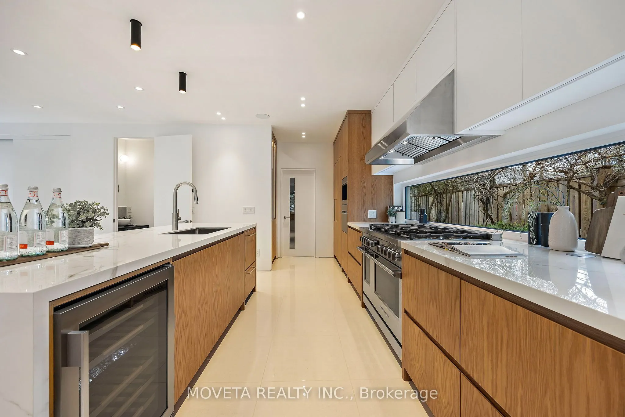 2 Addison Crescent