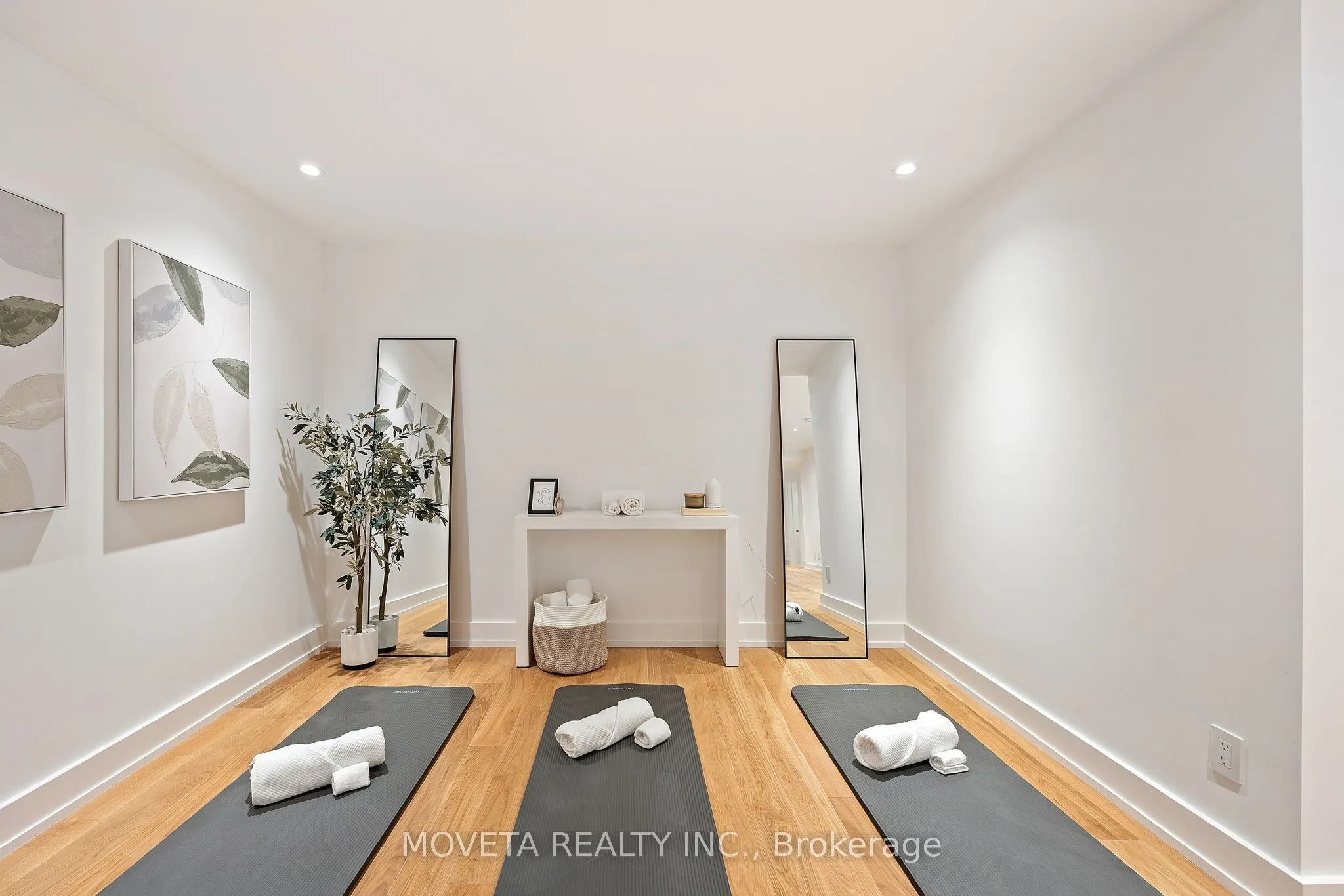 2 Addison Crescent