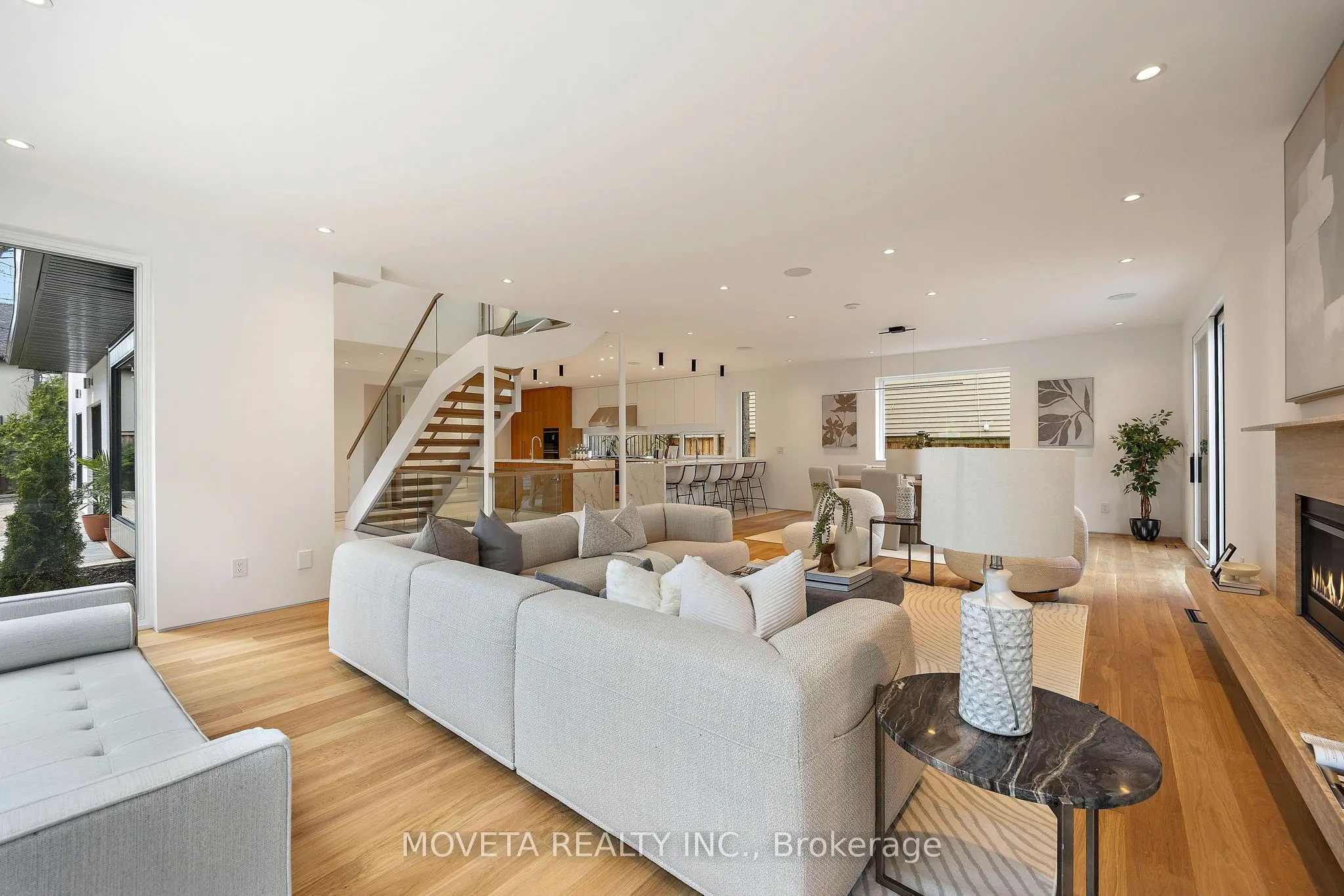 2 Addison Crescent