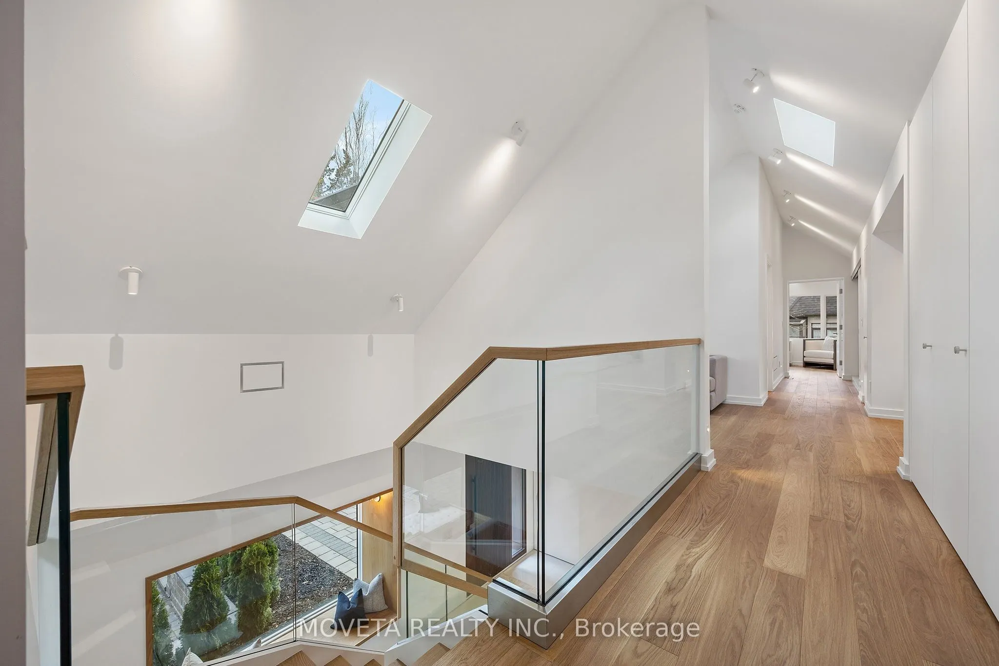2 Addison Crescent