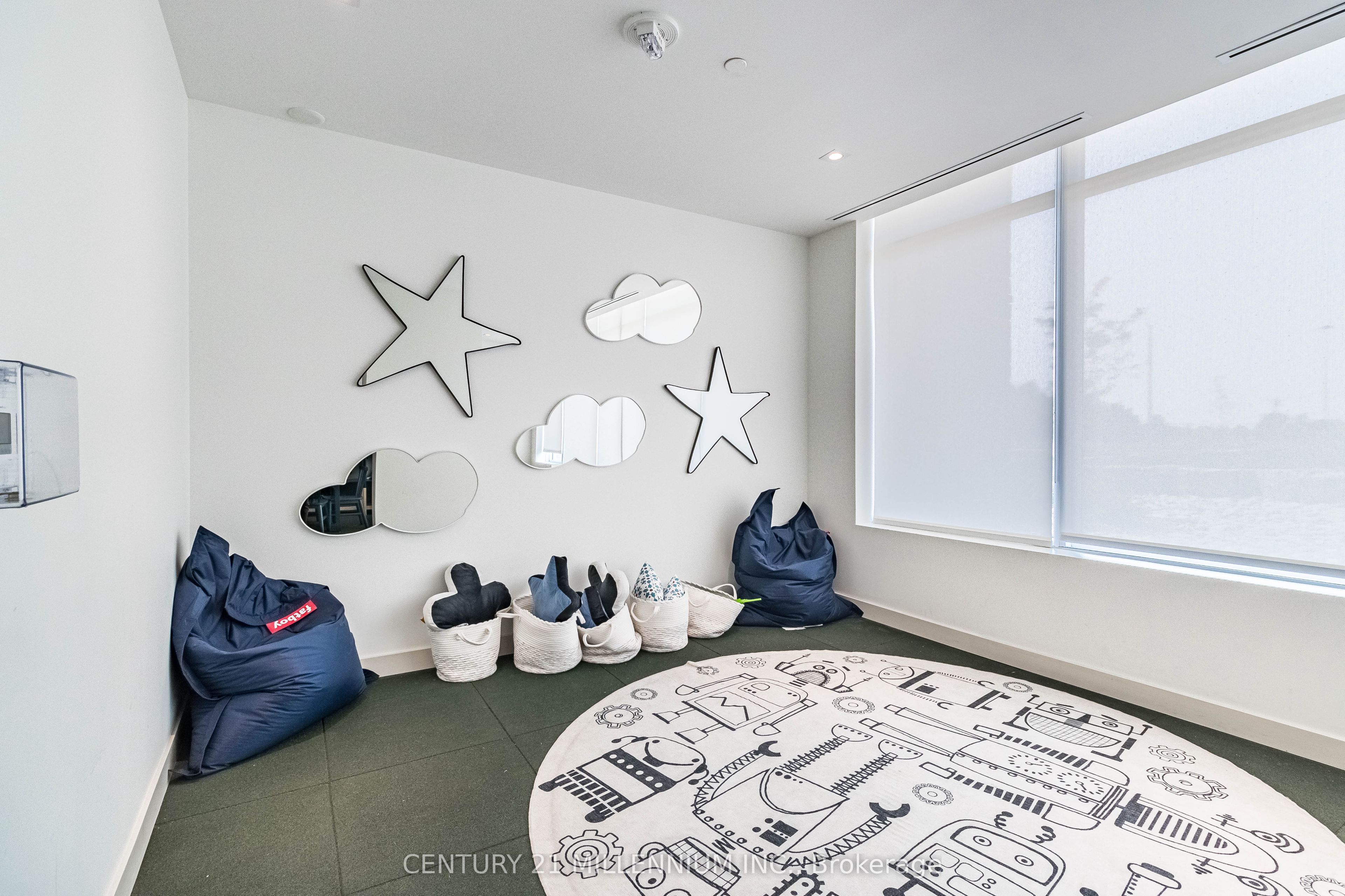 10 Deerlick Court, #606