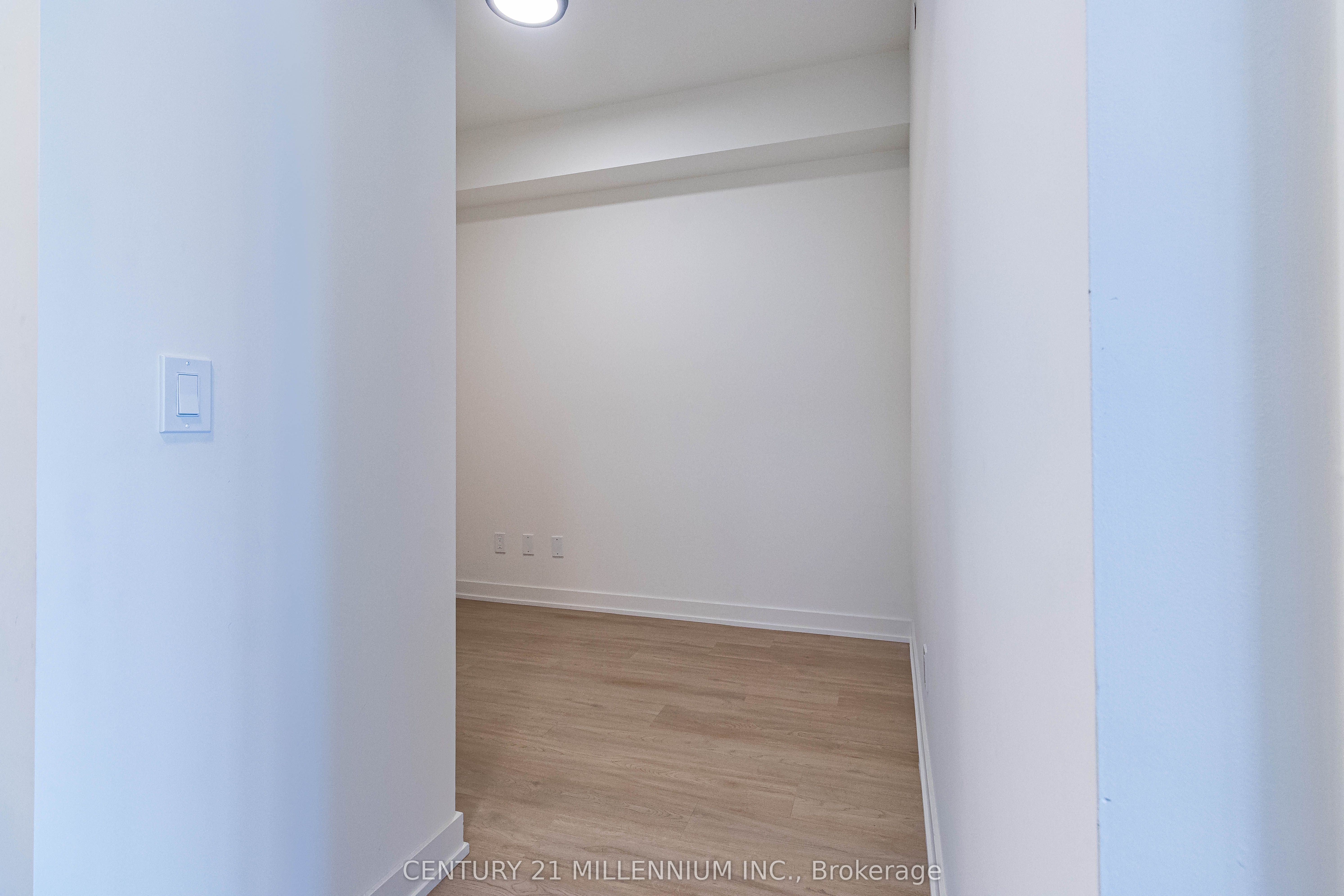 10 Deerlick Court, #606