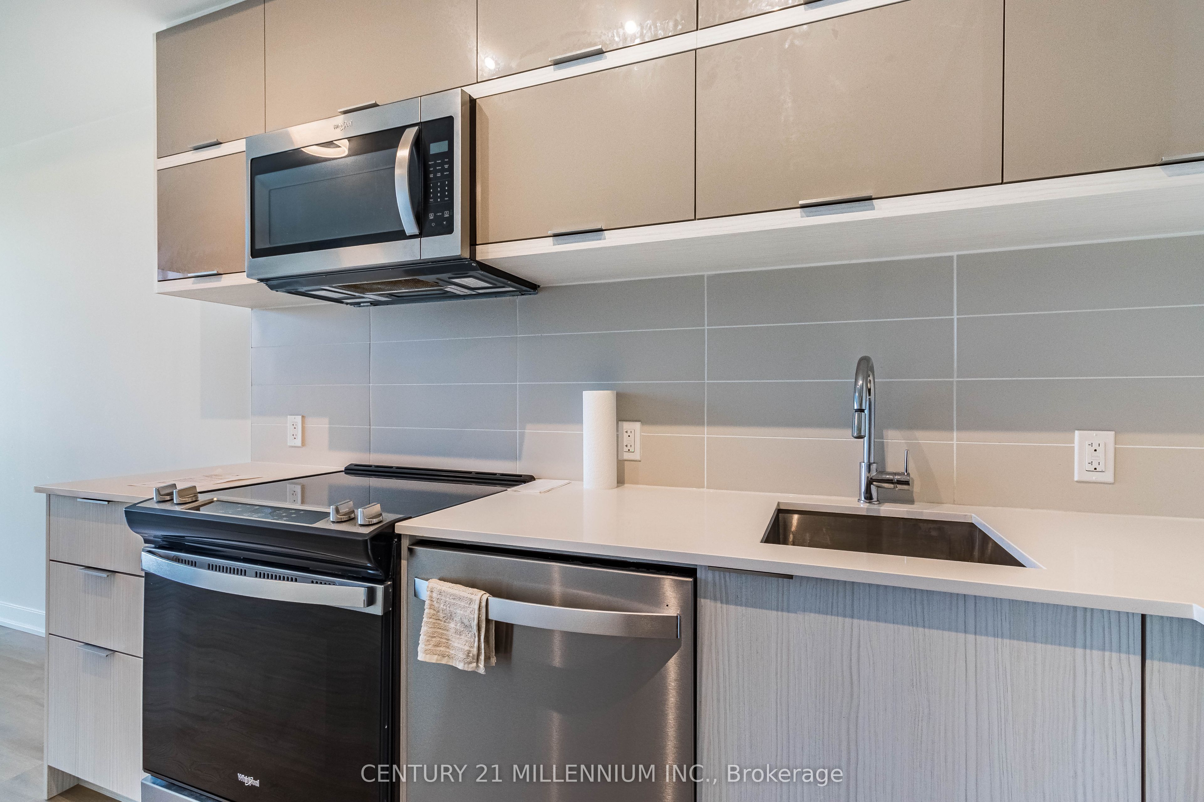 10 Deerlick Court, #606