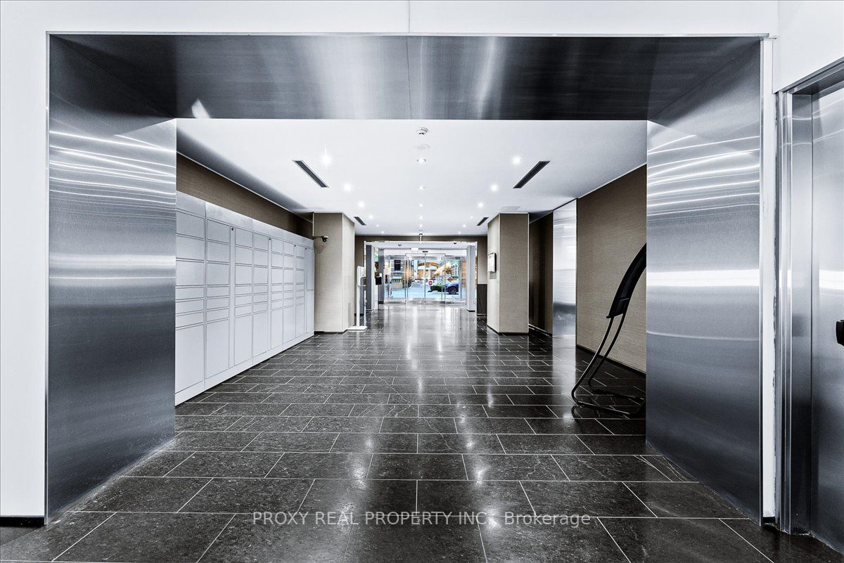 33 Charles Street E #3509