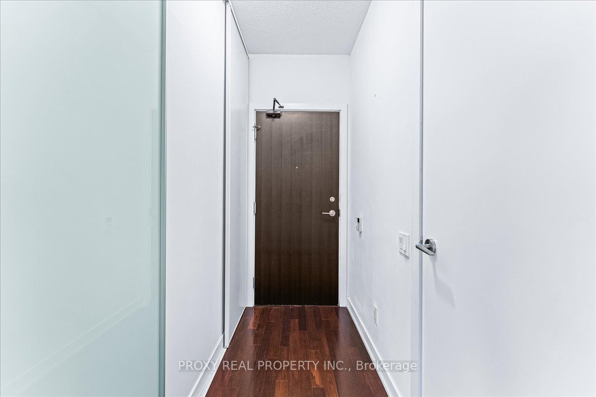33 Charles Street E #3509