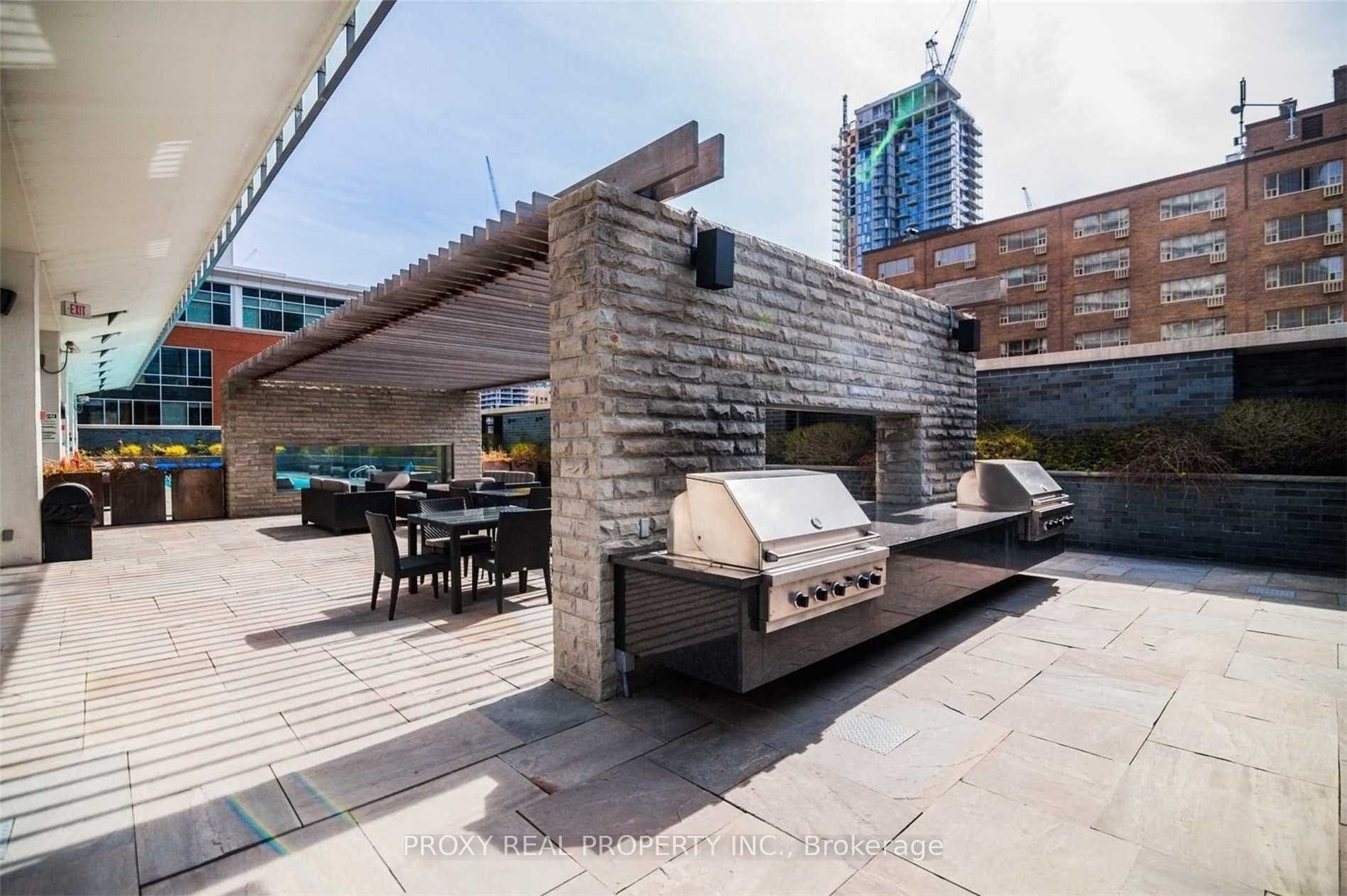 33 Charles Street E #3509