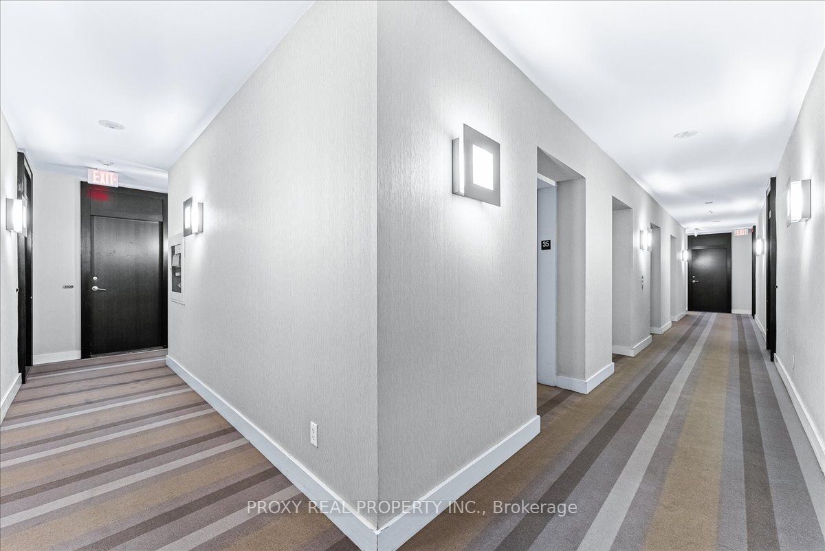 33 Charles Street E #3509