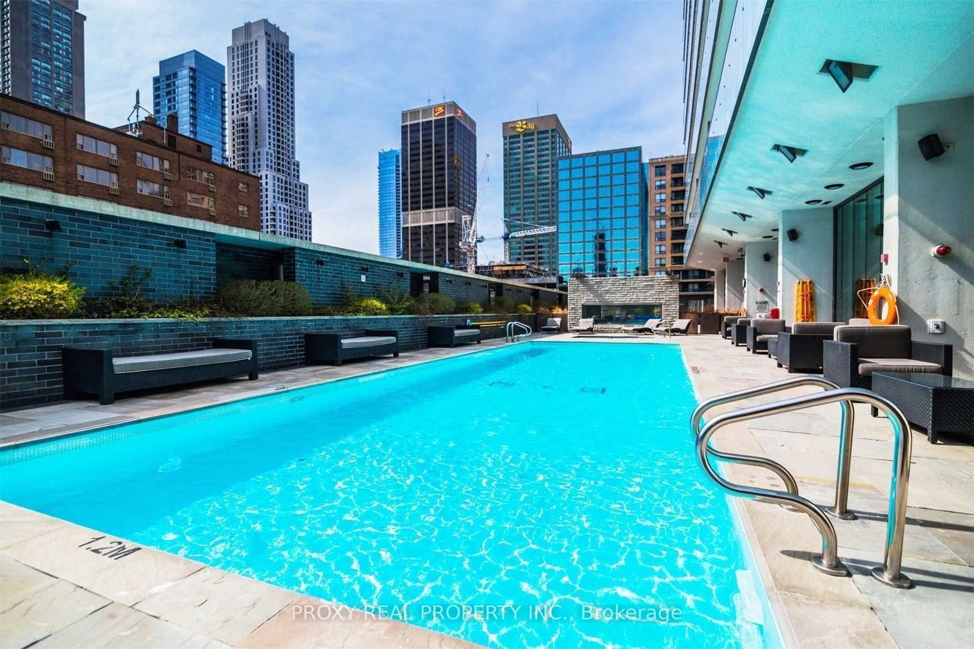 33 Charles Street E #3509