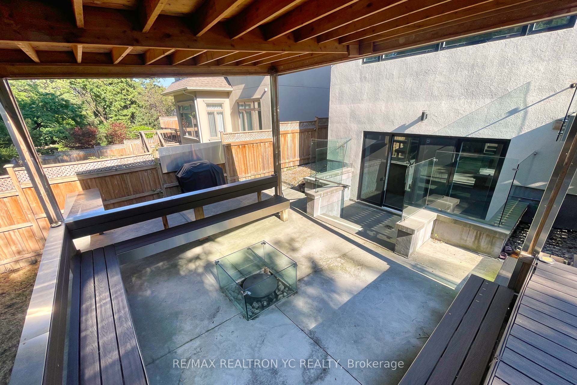 90 Upper Canada Drive