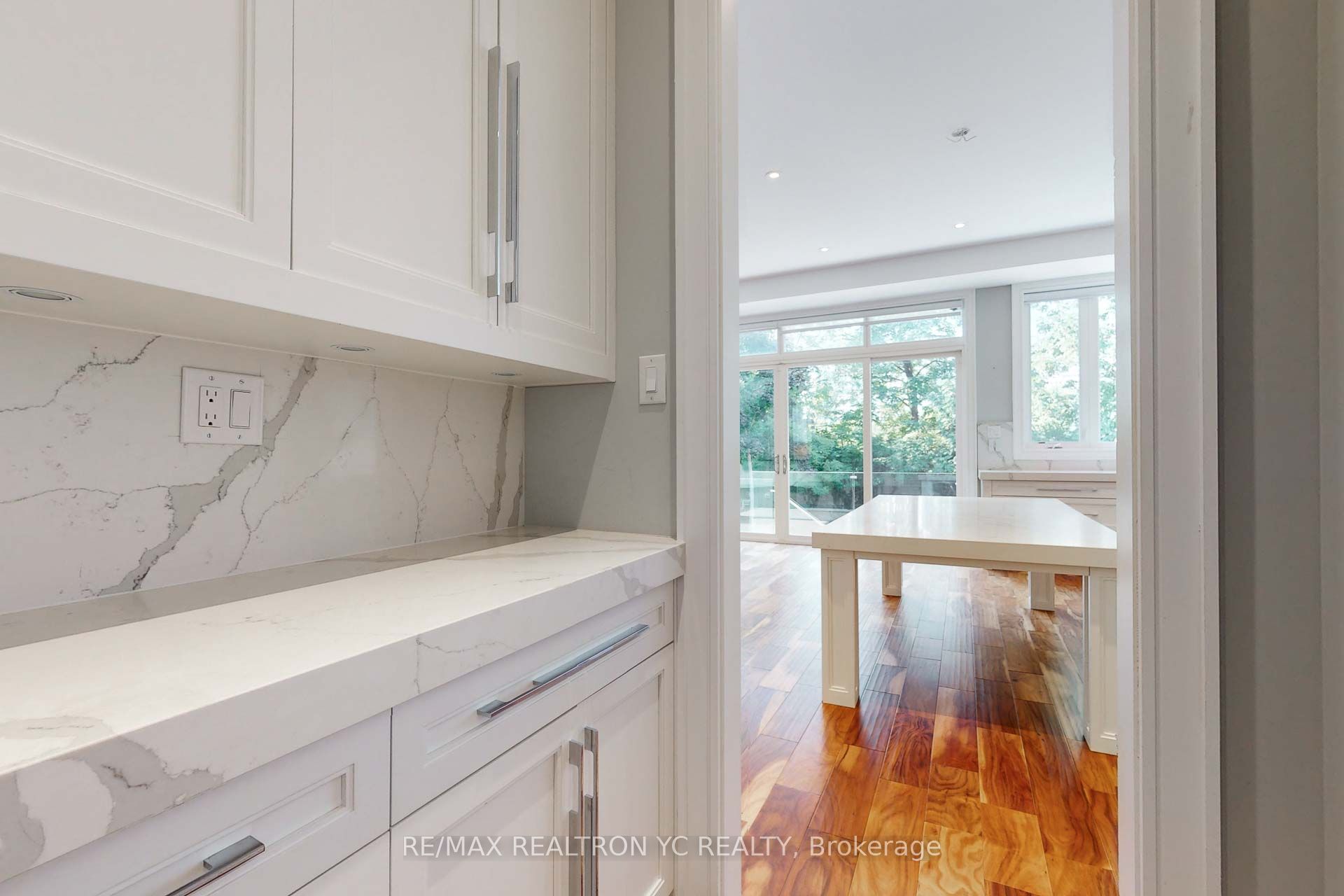 90 Upper Canada Drive