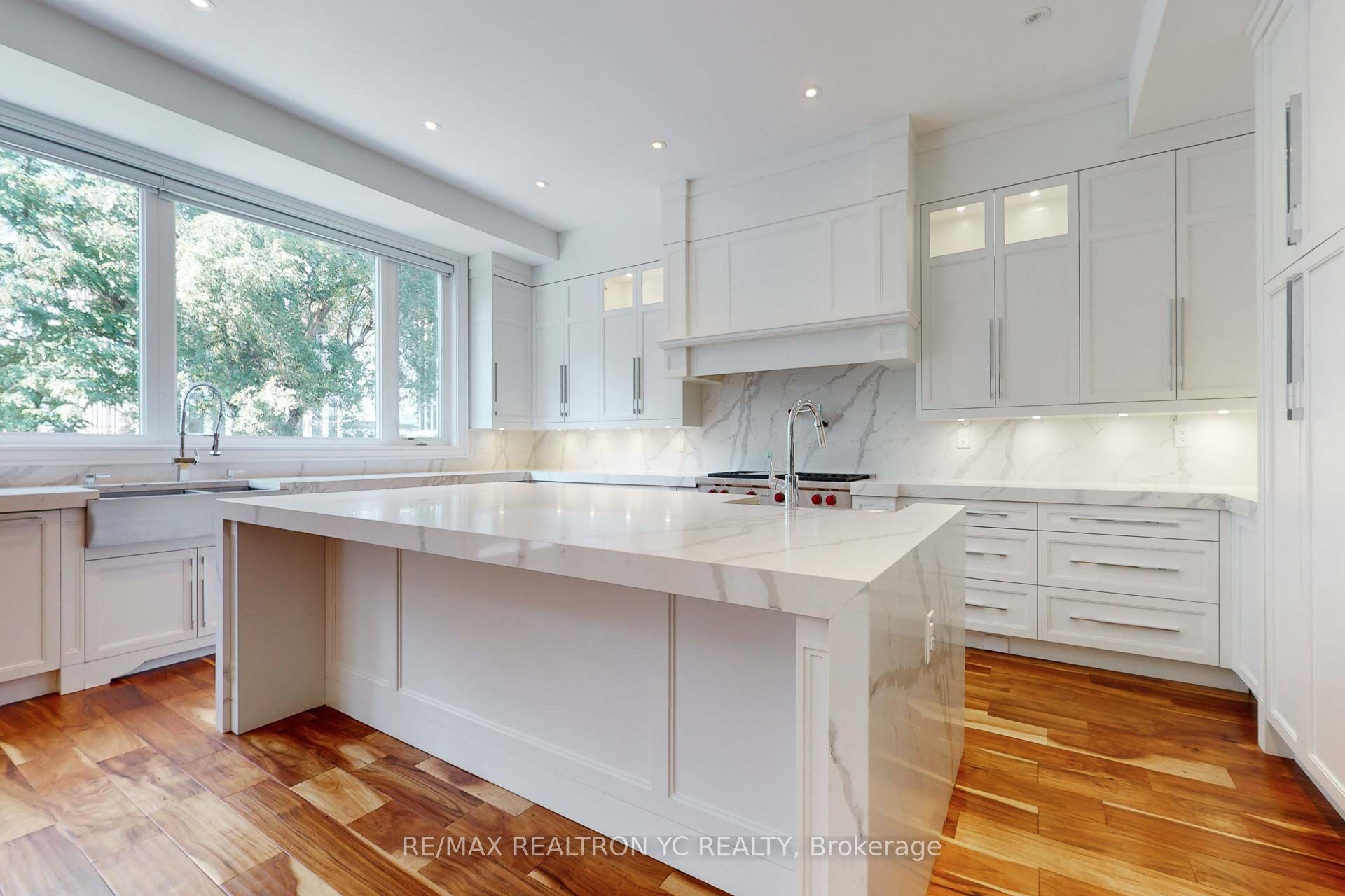 90 Upper Canada Drive