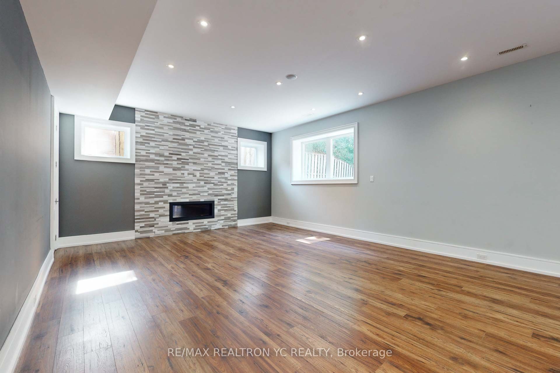 90 Upper Canada Drive