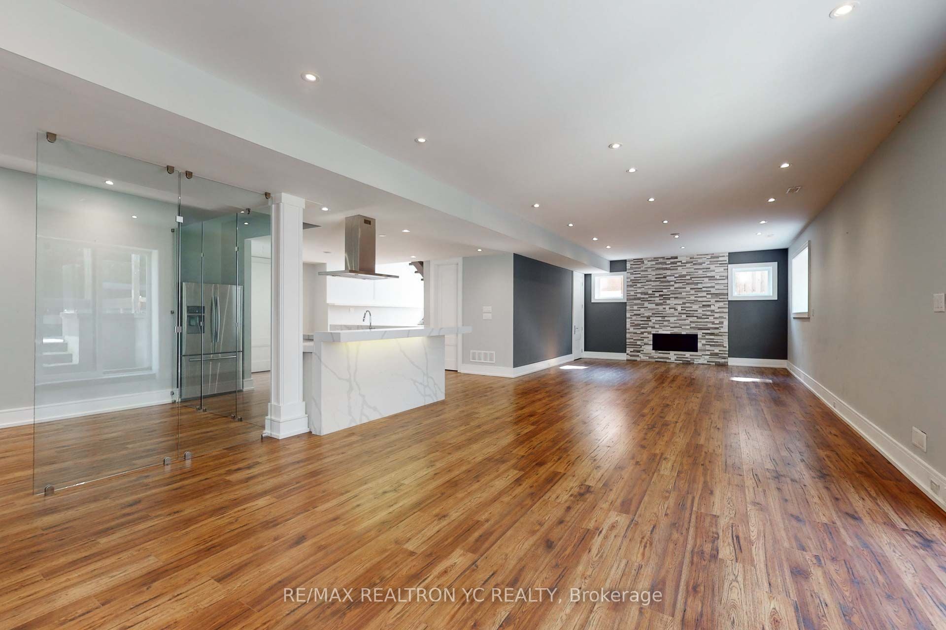 90 Upper Canada Drive