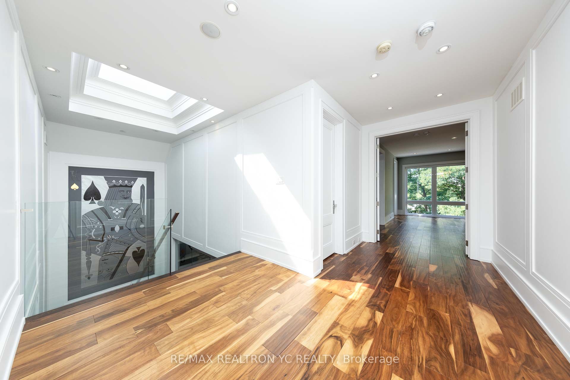 90 Upper Canada Drive