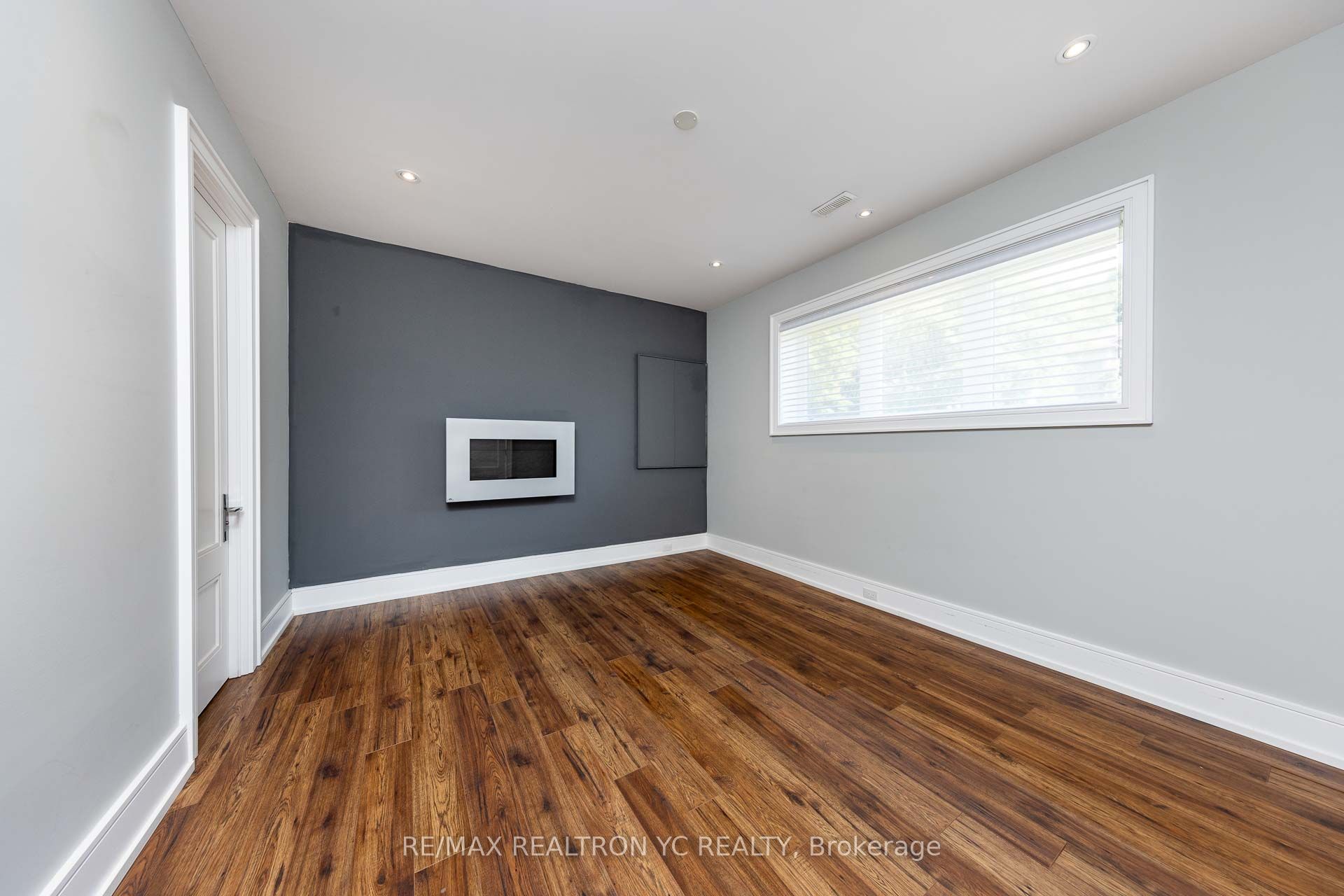 90 Upper Canada Drive