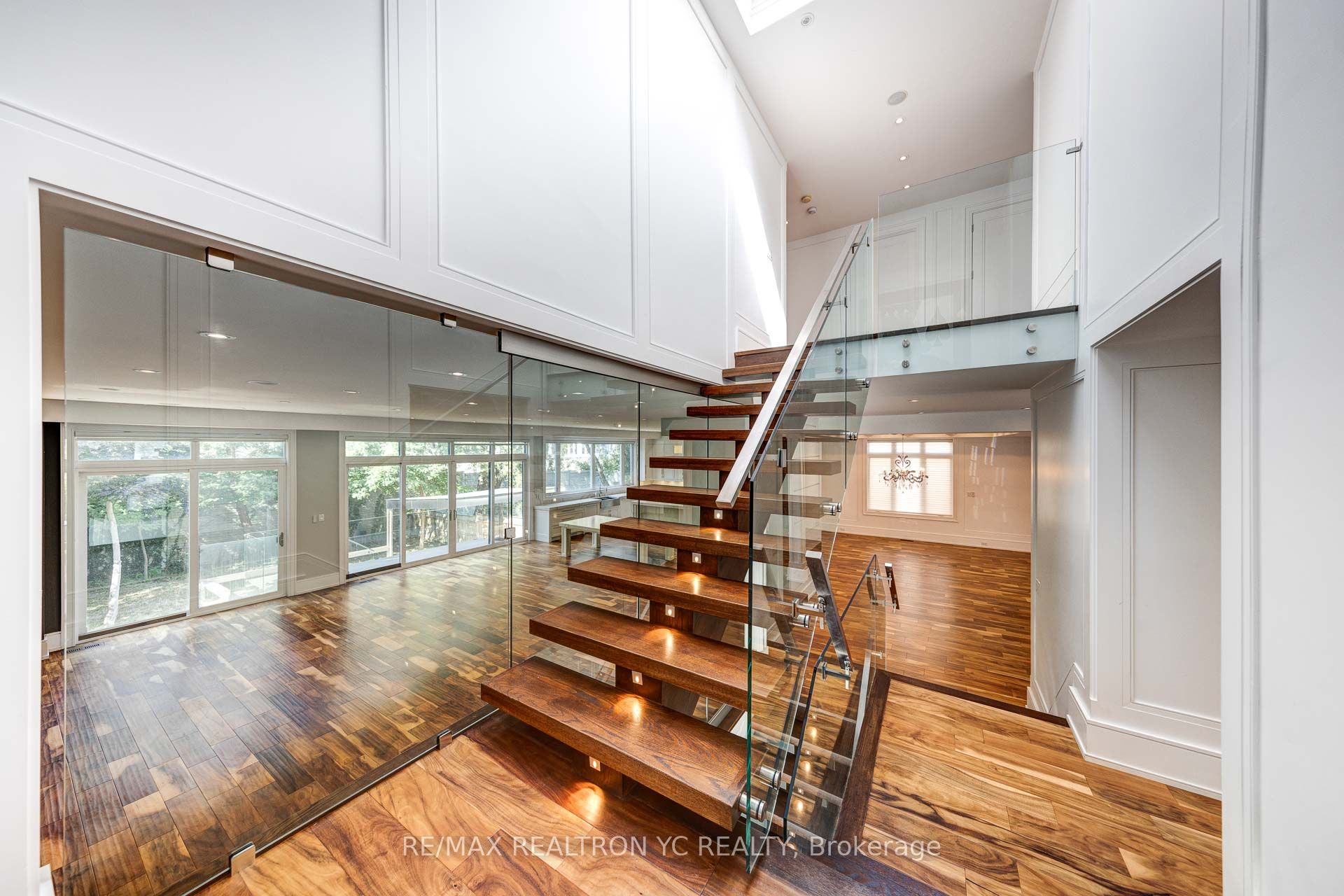 90 Upper Canada Drive
