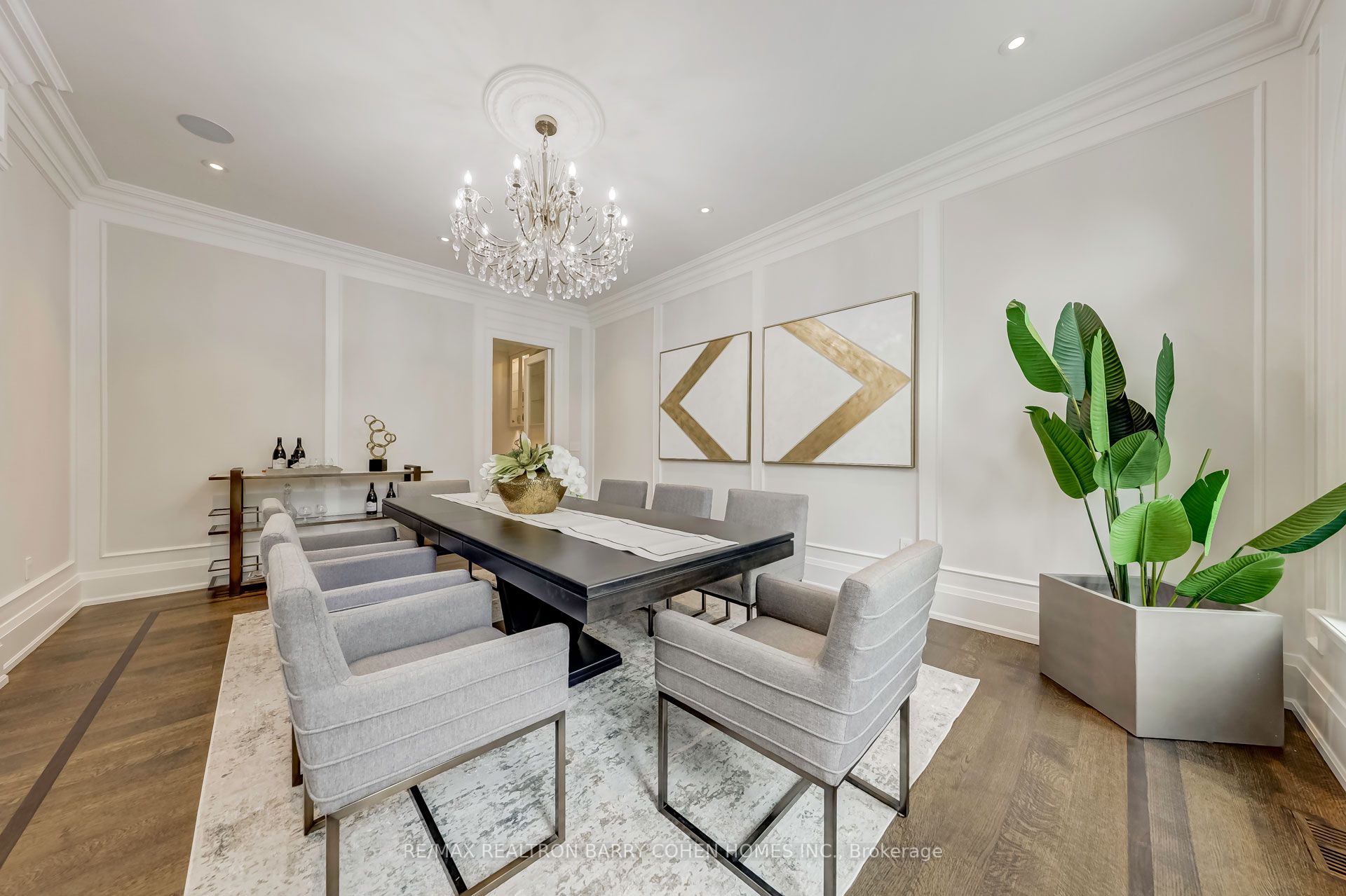 17 Artinger Court