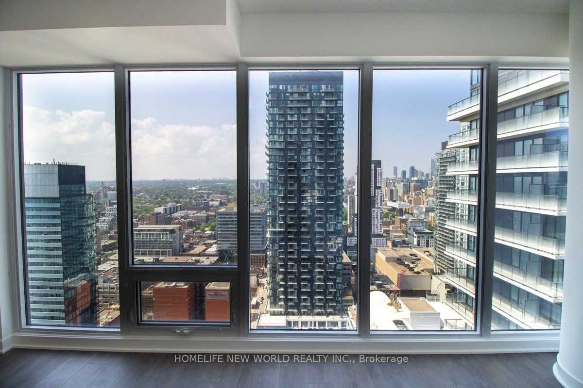 115 Blue Jays Way #4111