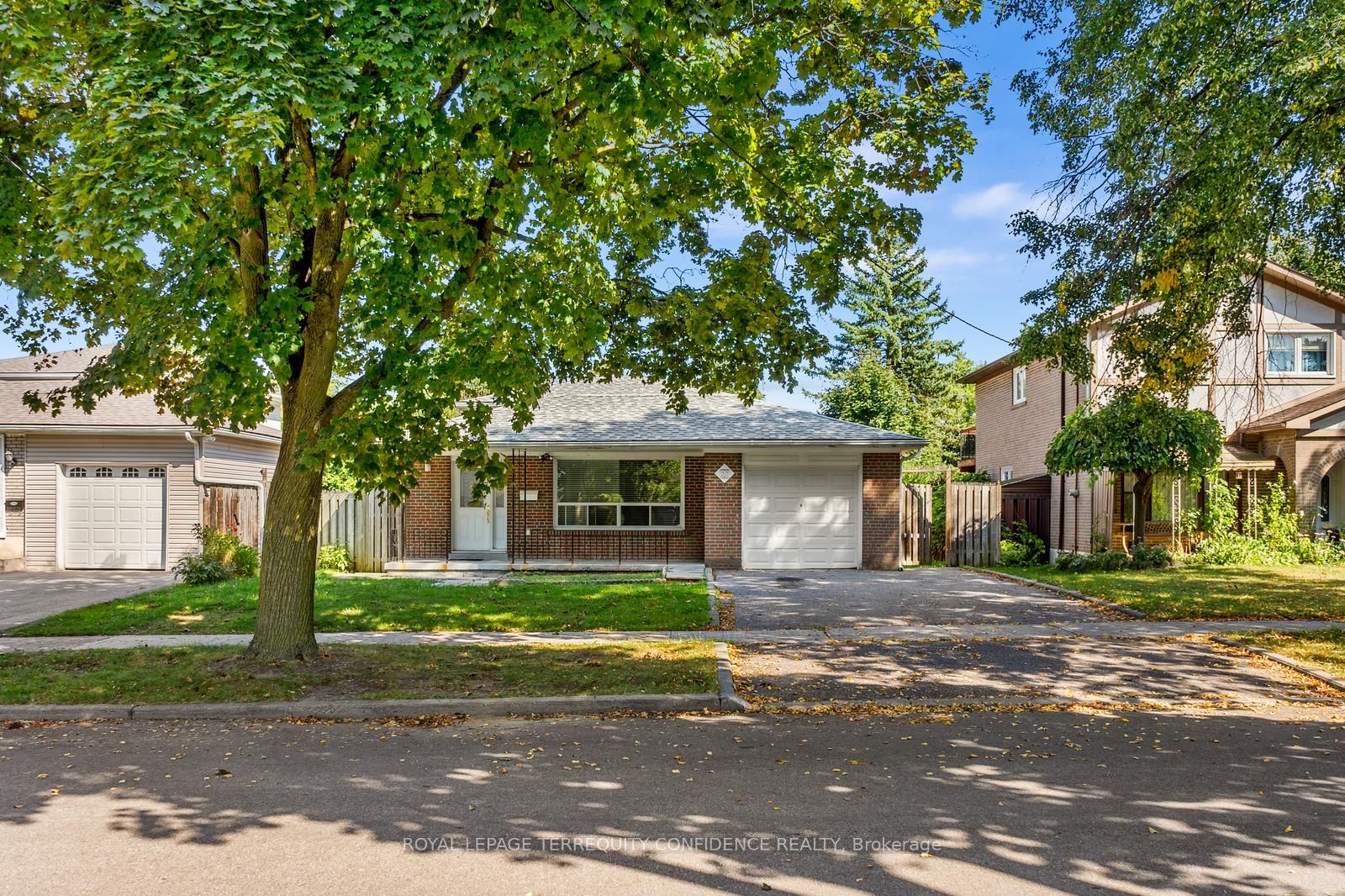 23 Lesgay Crescent