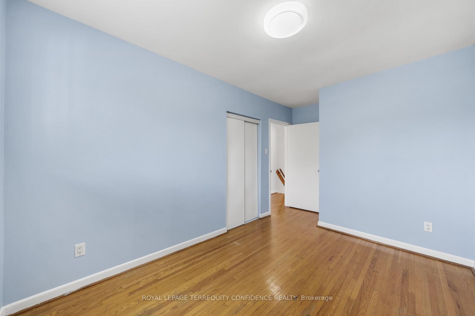 23 Lesgay Crescent