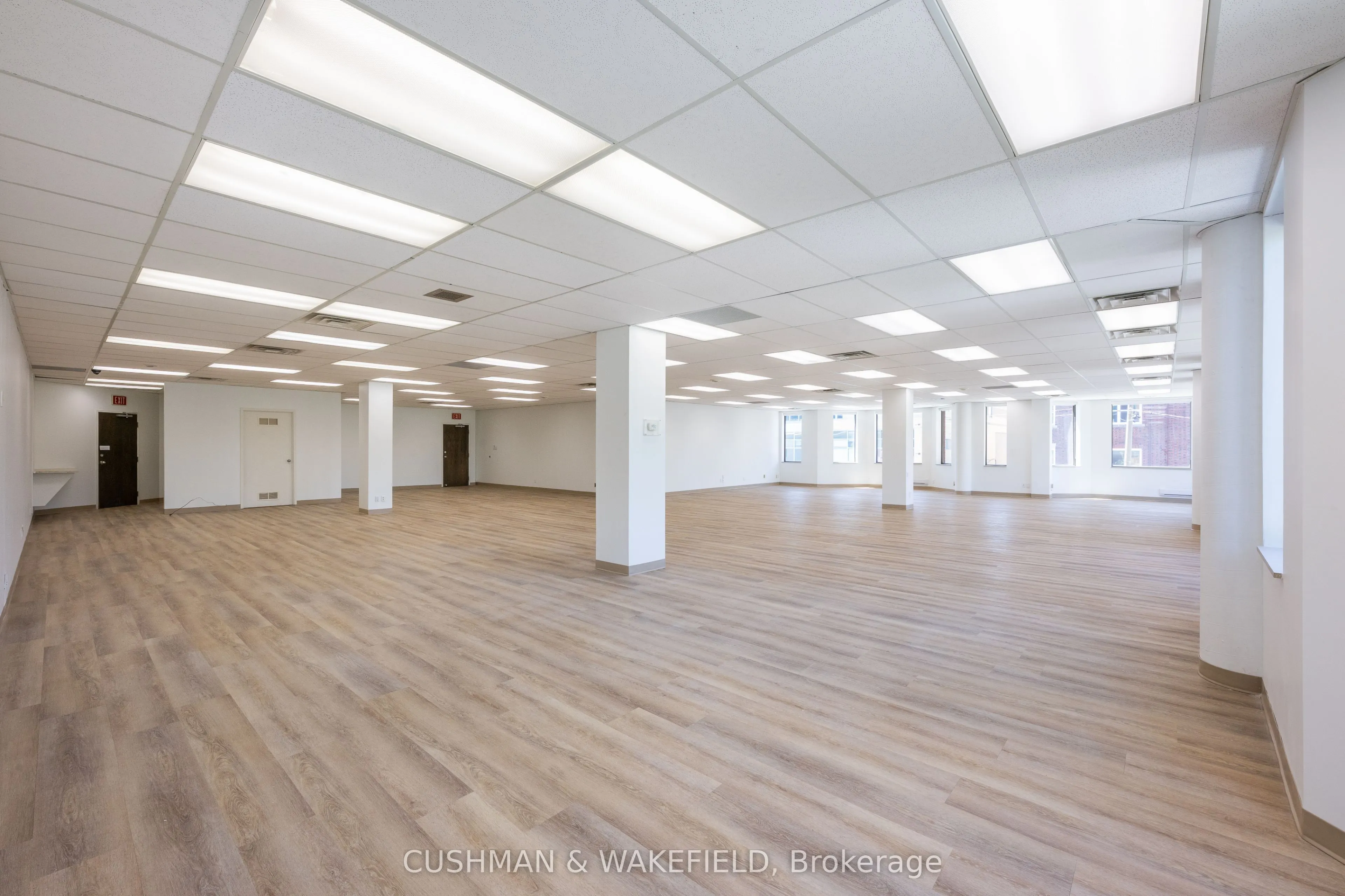 439 Spadina Road, #202-203