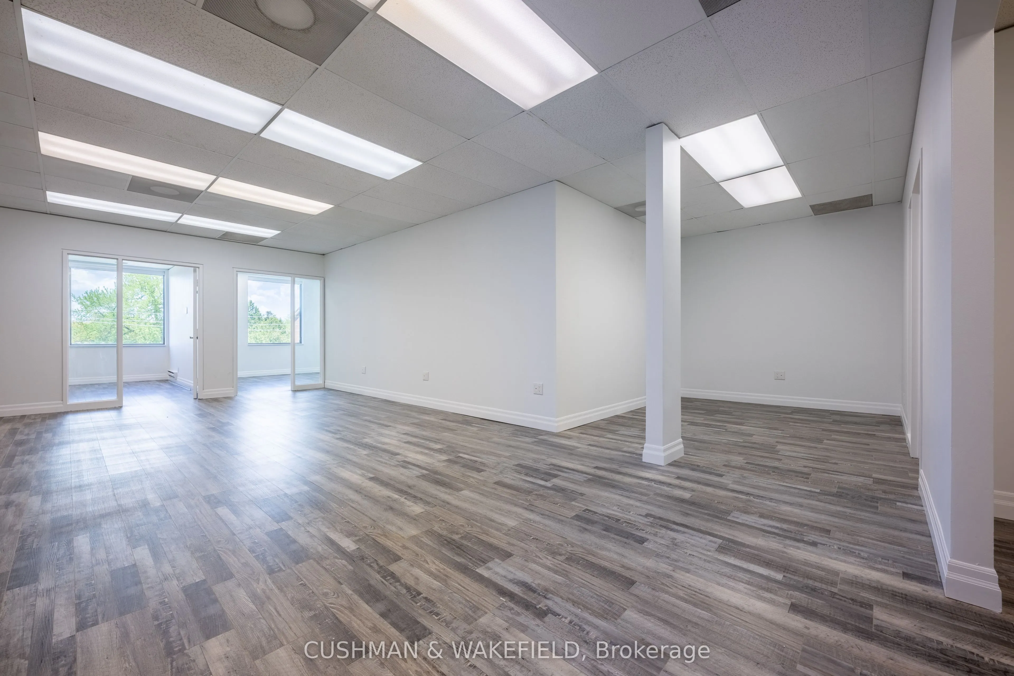 439 Spadina Road, #303