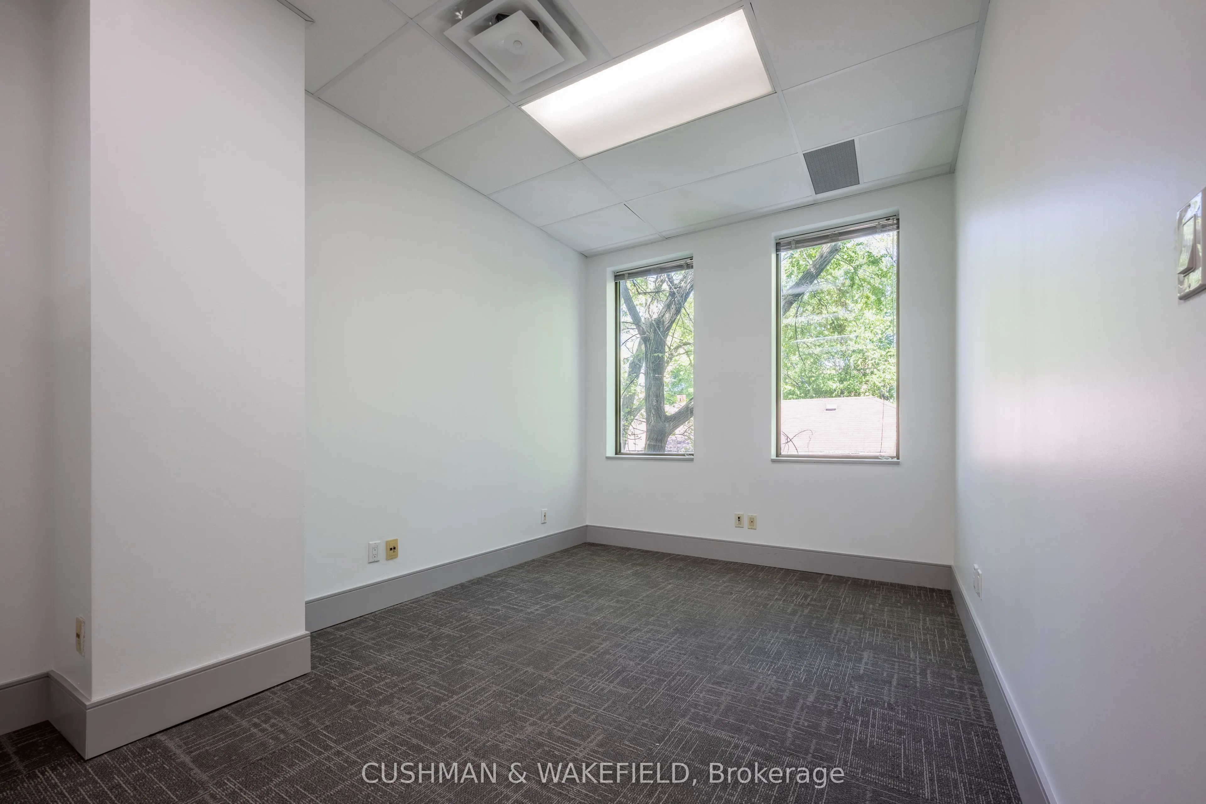439 Spadina Road, #310