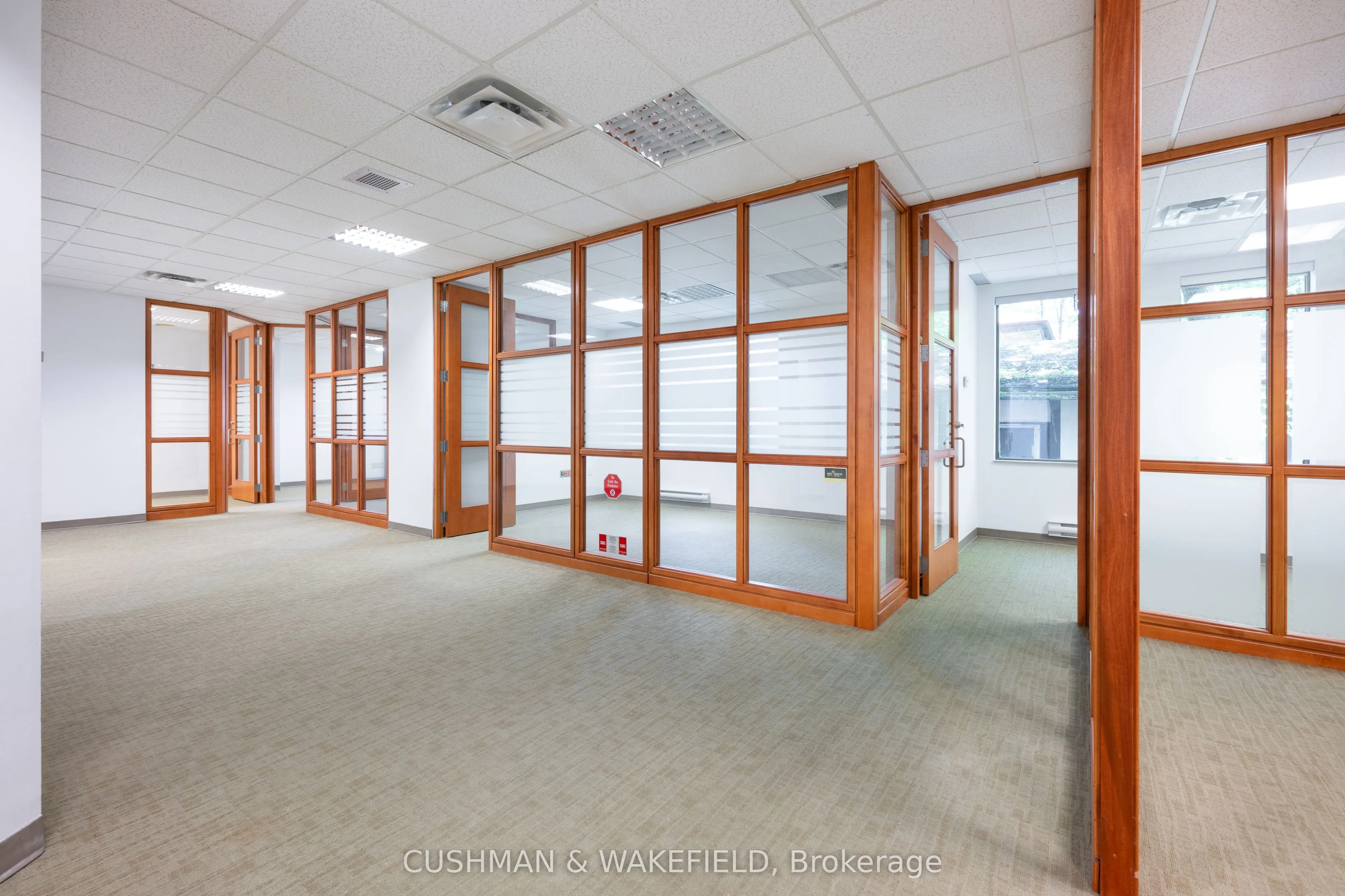 439 Spadina Road, #210