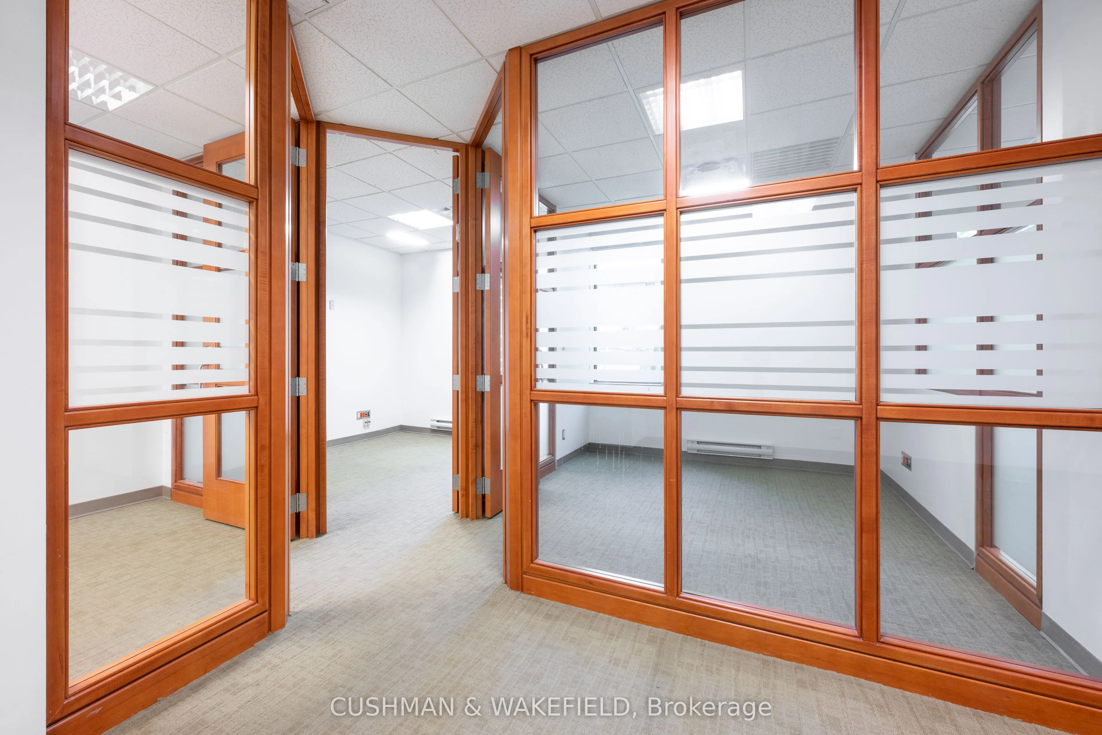 439 Spadina Road, #210