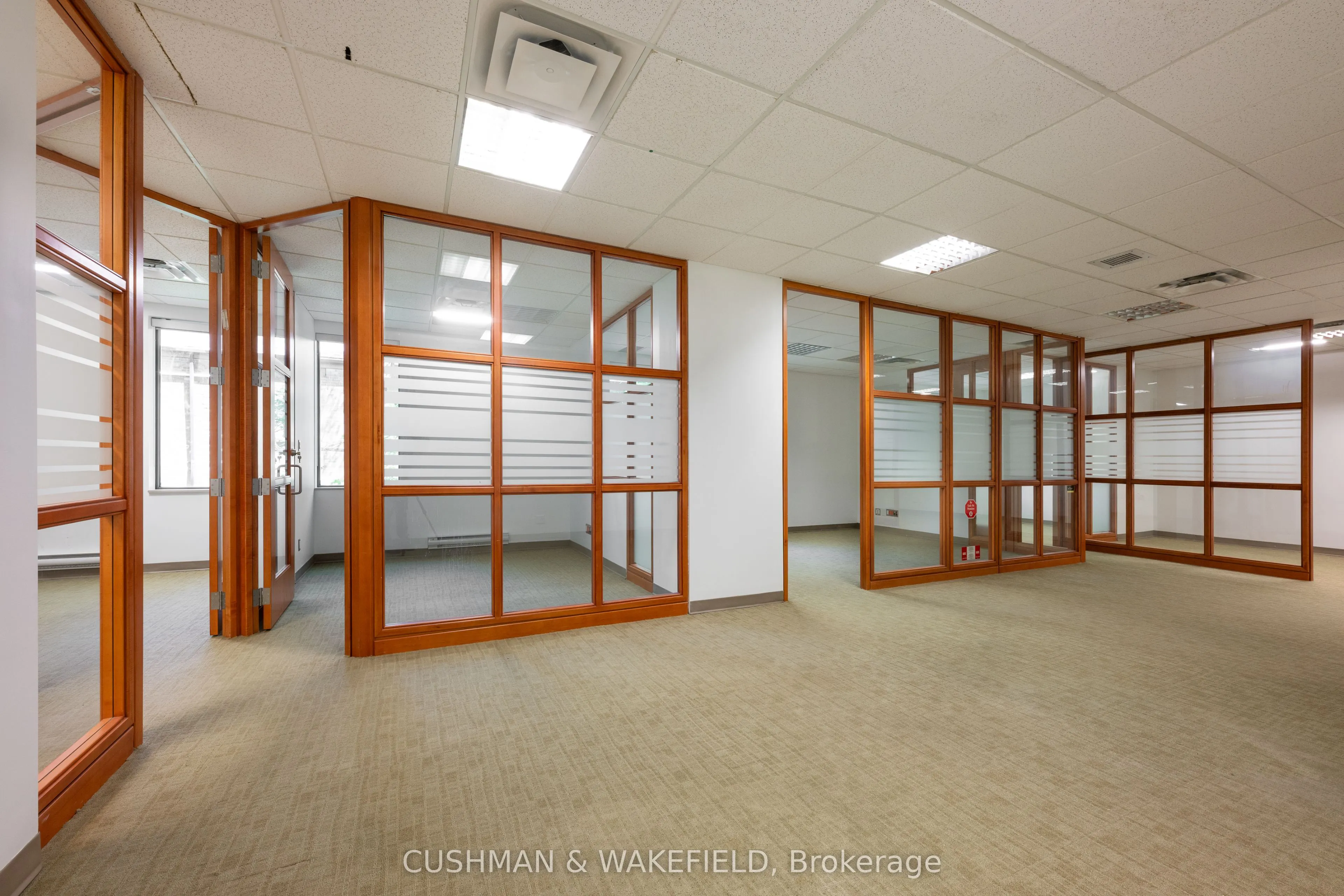 439 Spadina Road, #210