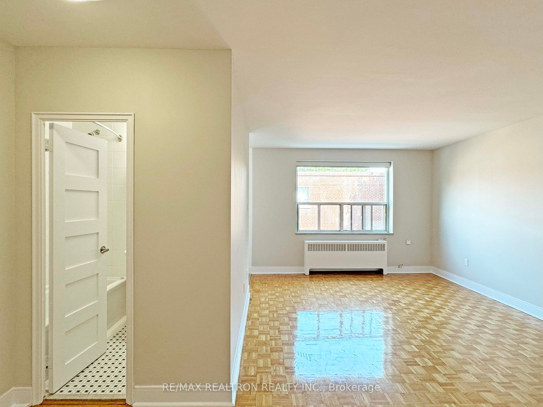 1291 Bayview Avenue, #306