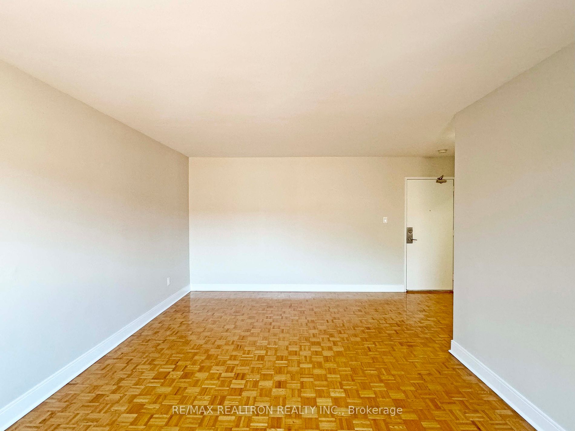 1291 Bayview Avenue, #306