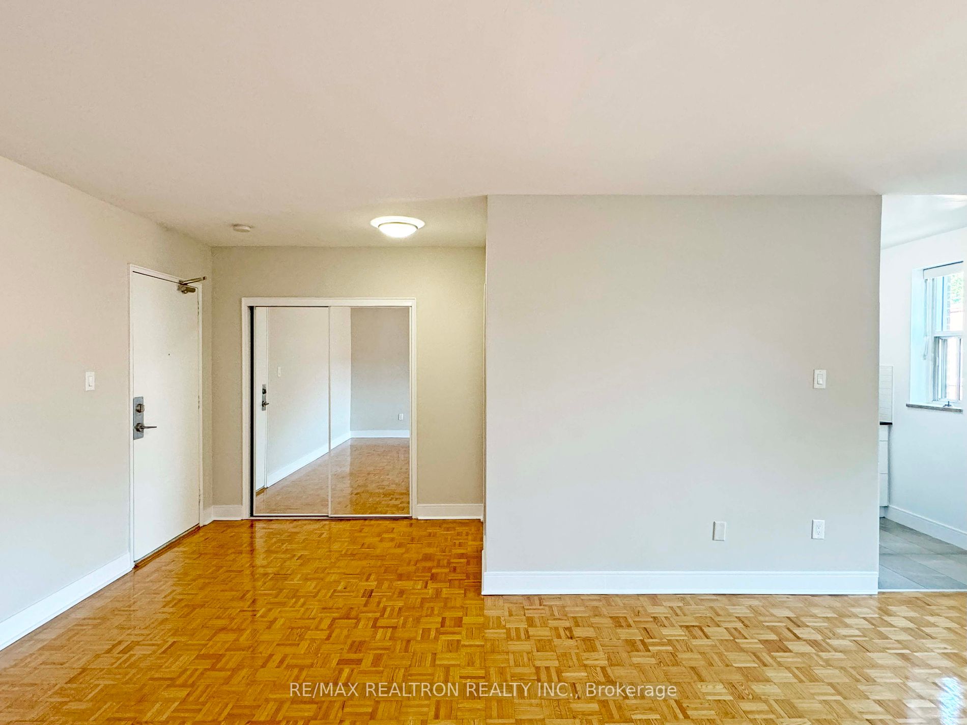 1291 Bayview Avenue, #306