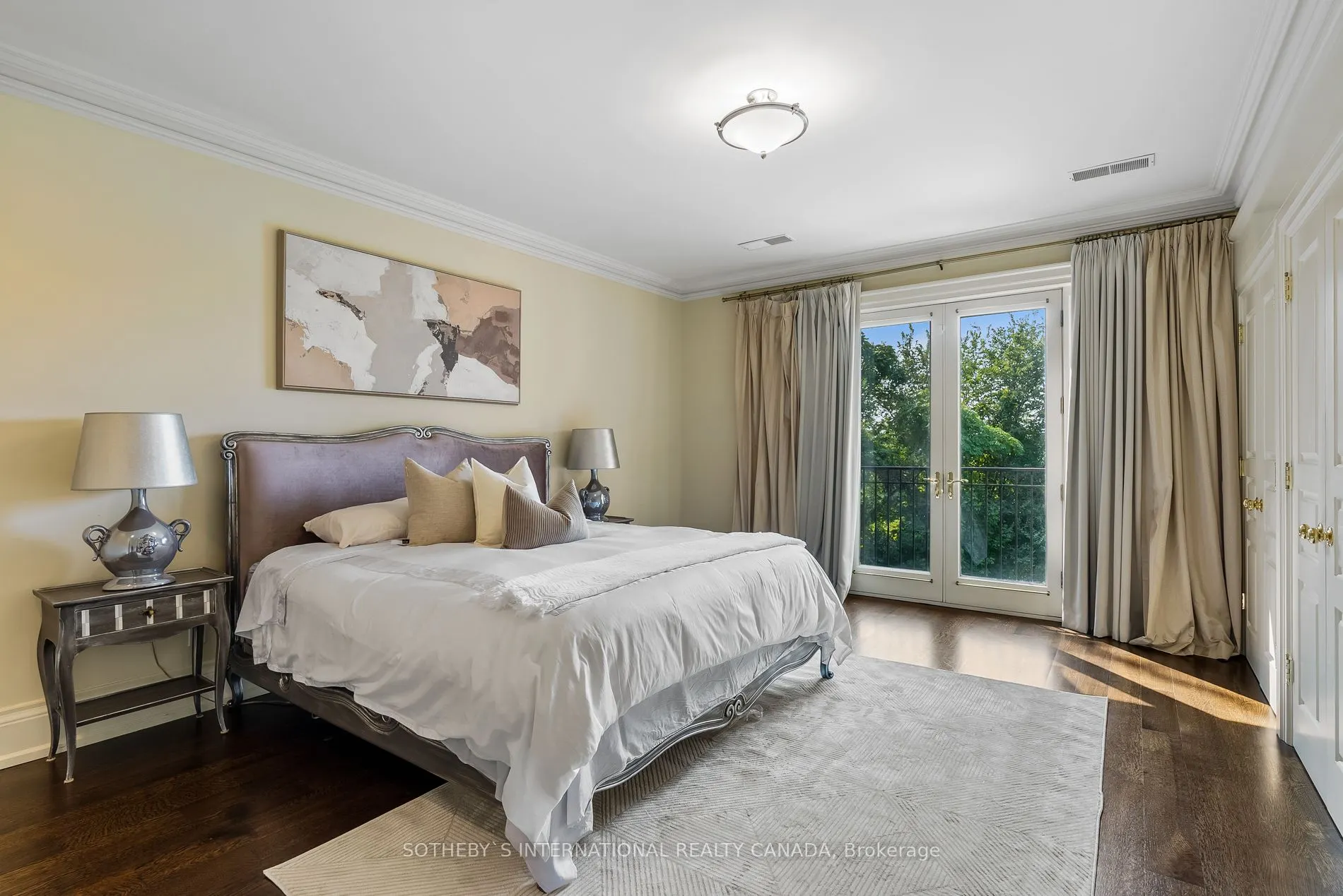 32 Arjay Crescent