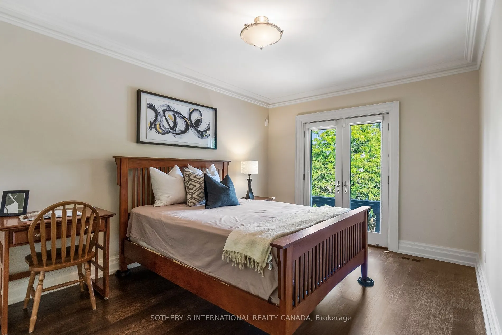 32 Arjay Crescent