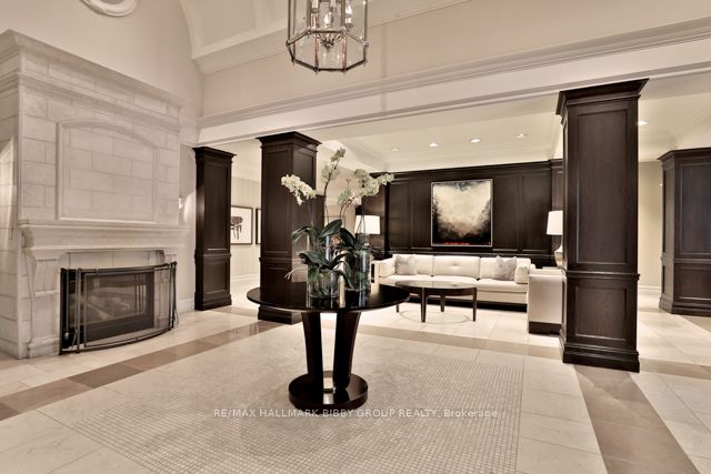20 Scrivener Square, #507