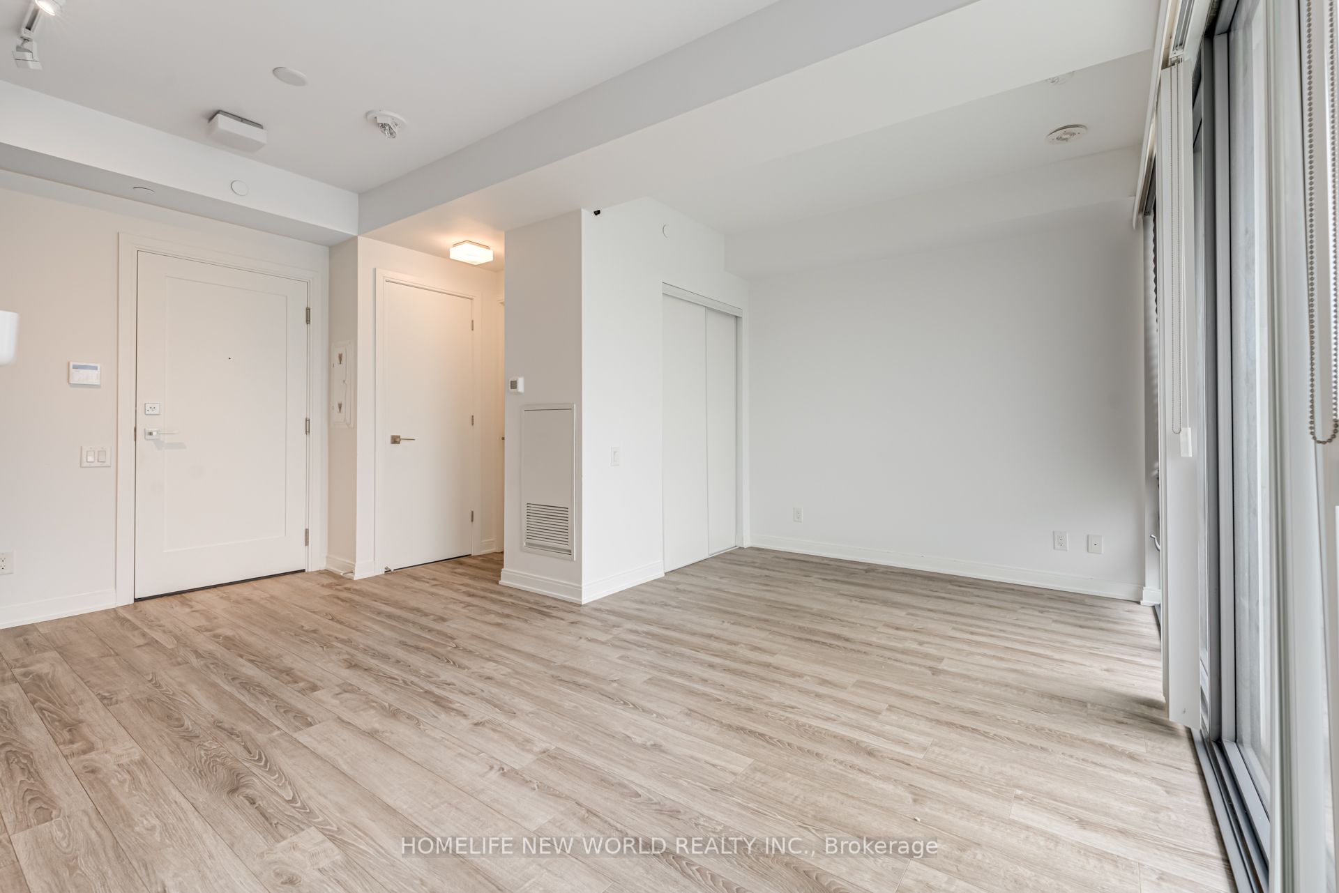 50 Charles Street E #2311