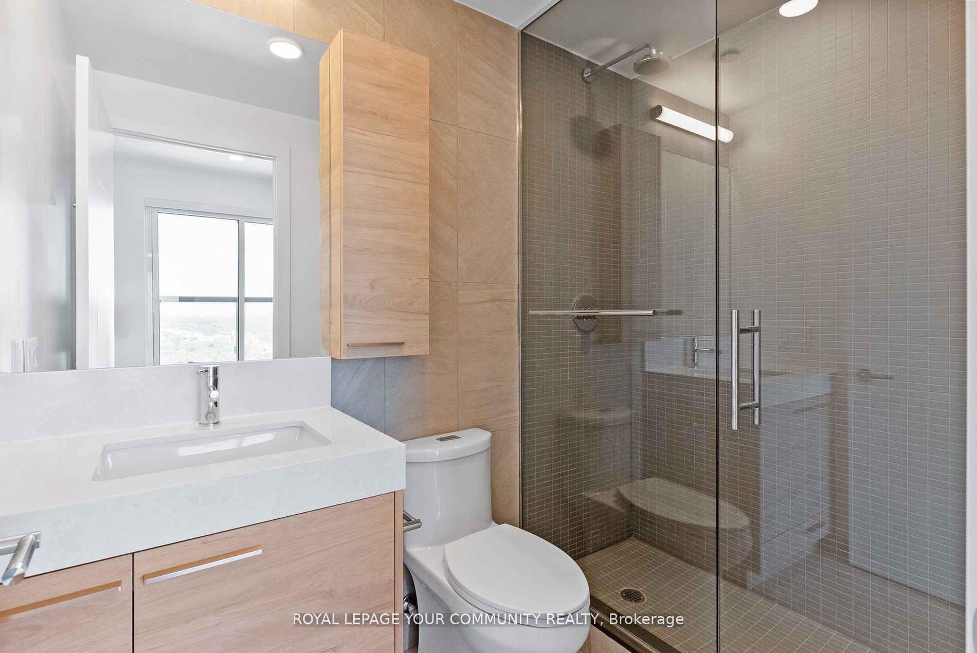 200 Redpath Avenue, #2809